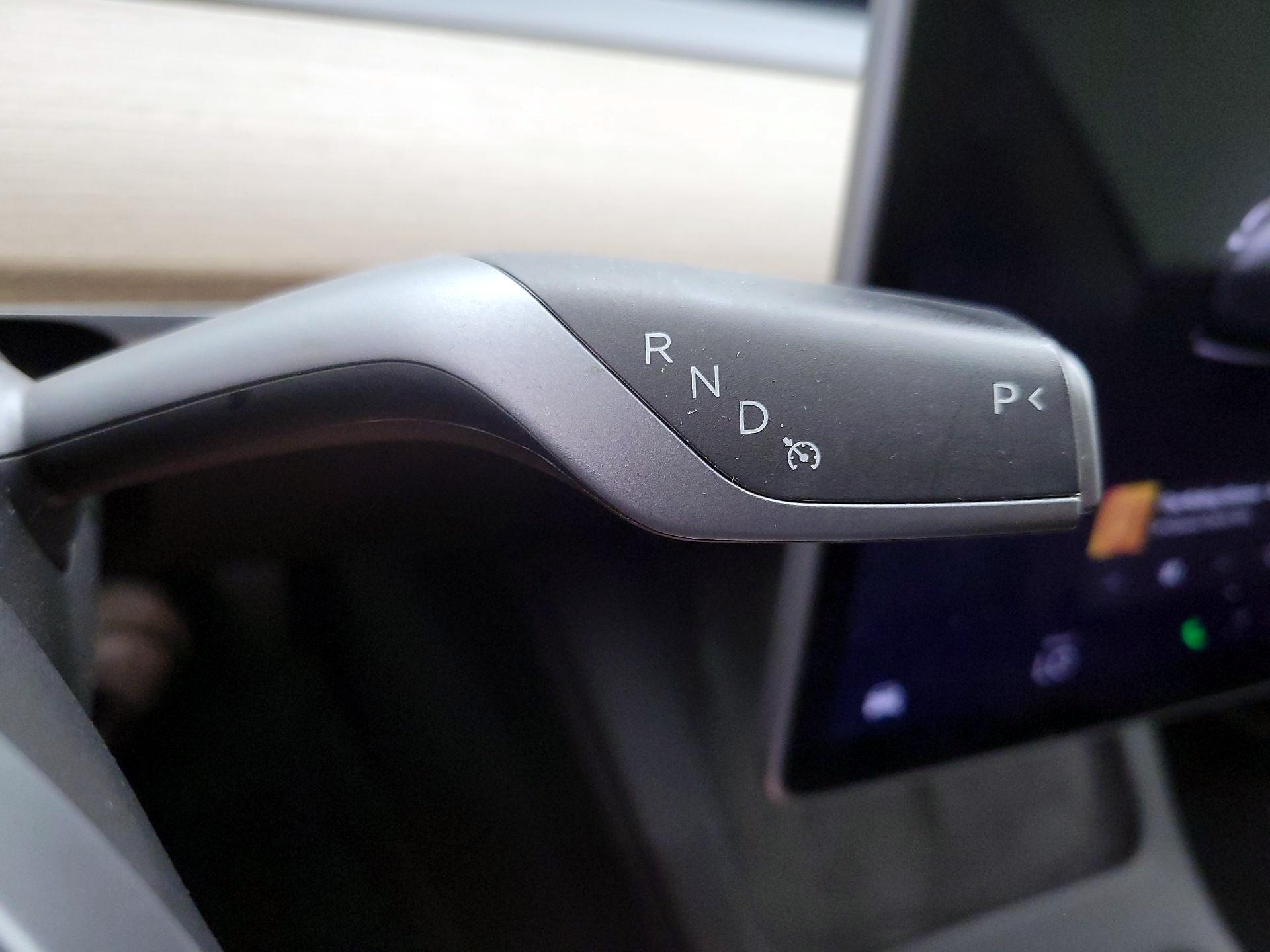 Thumbnail: 2023 Tesla Model 3 - 17