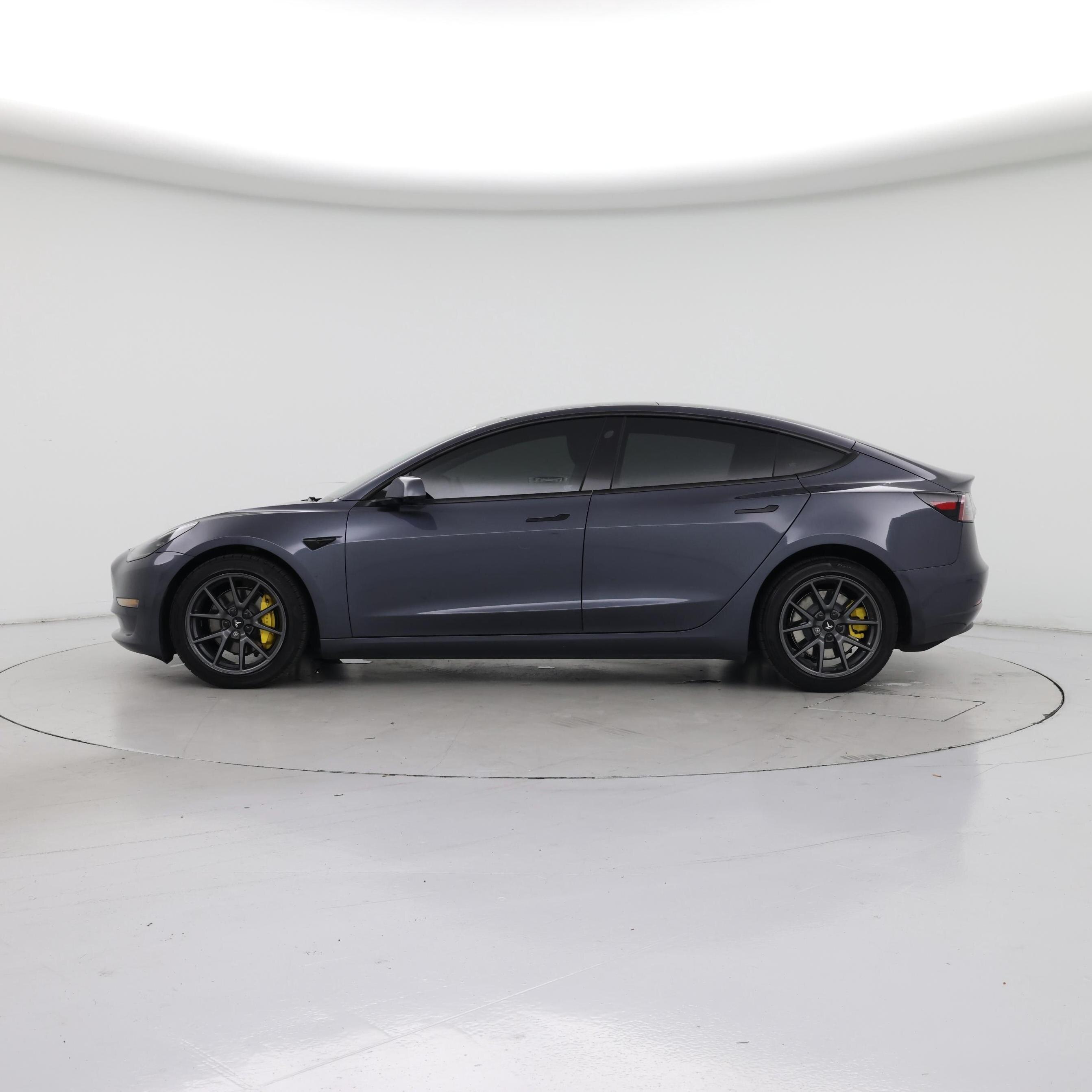 Thumbnail: 2023 Tesla Model 3 - 3