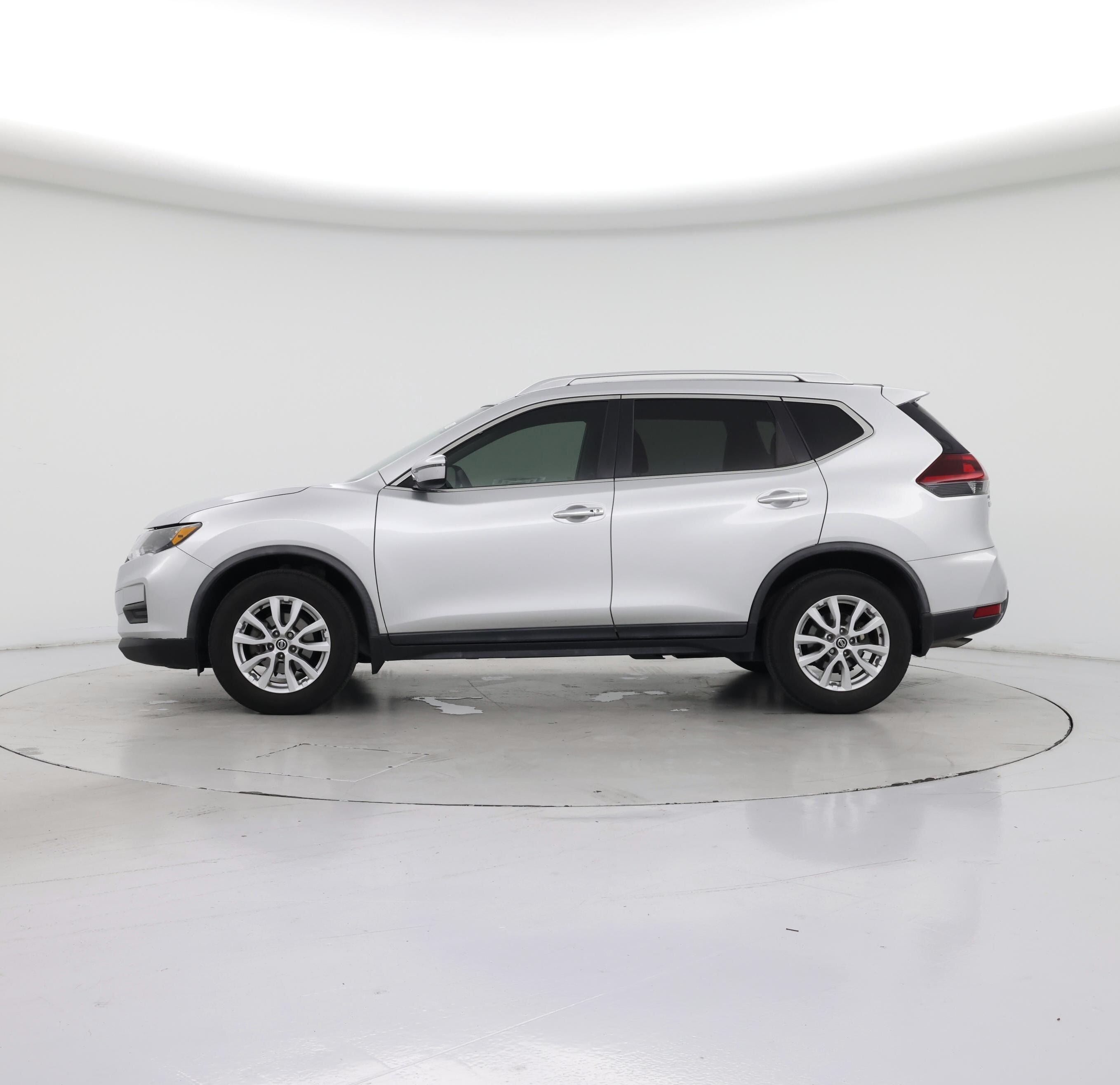 Thumbnail: 2020 Nissan Rogue - 3