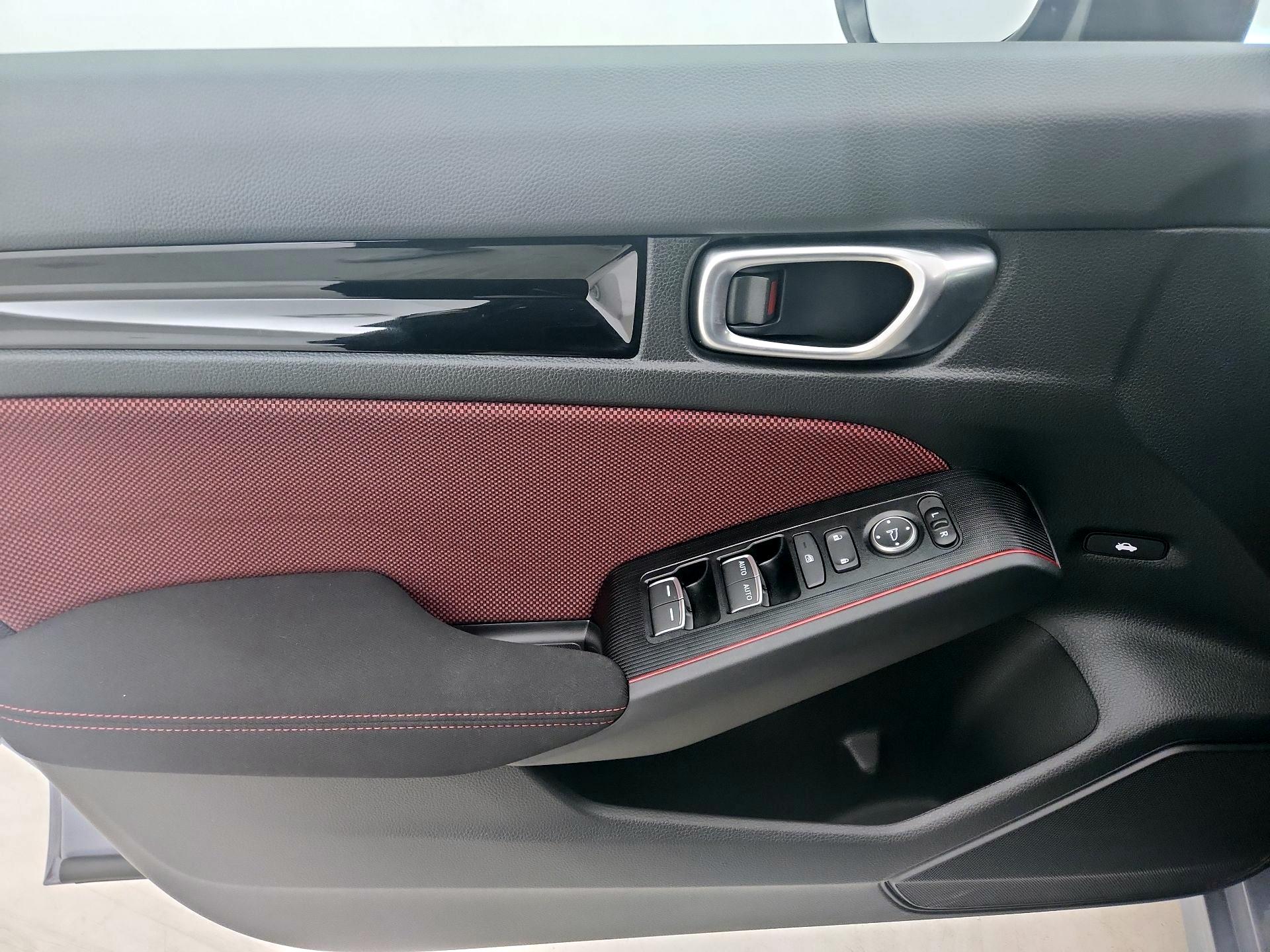 Thumbnail: 2024 Honda Civic - 12