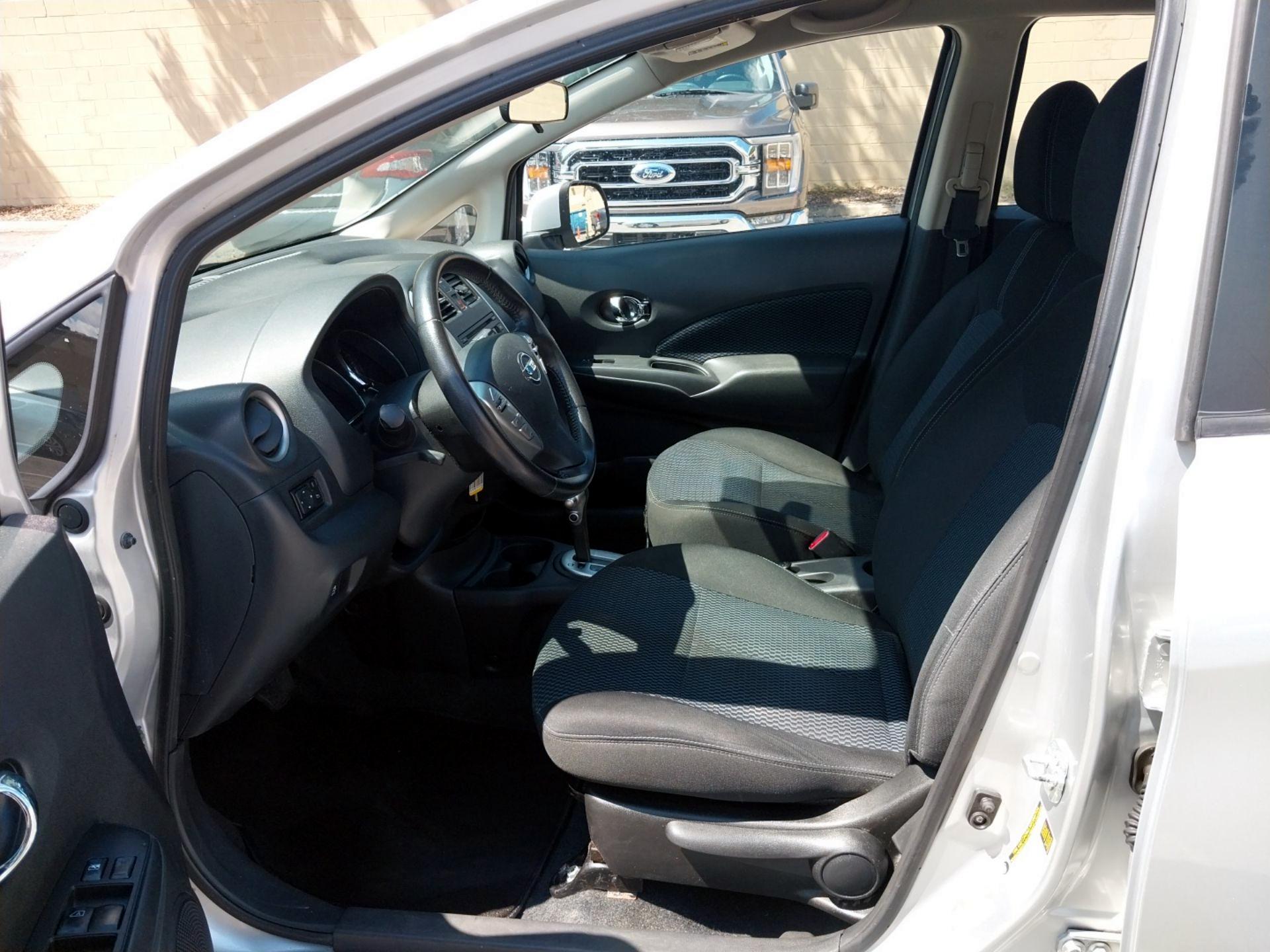 Thumbnail: 2014 Nissan Versa Note - 9