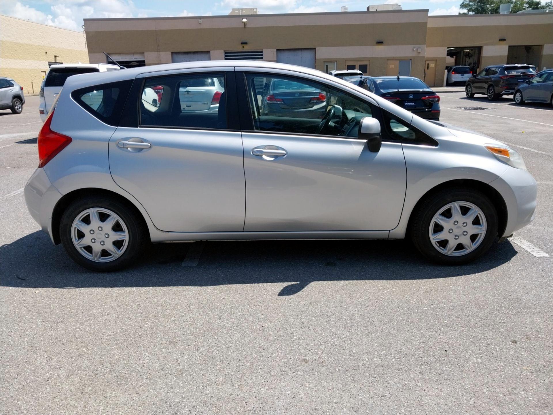 Thumbnail: 2014 Nissan Versa Note - 4