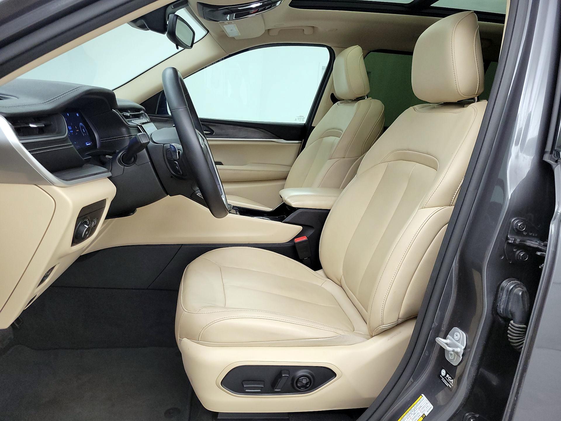 Thumbnail: 2021 Jeep Grand Cherokee L - 11