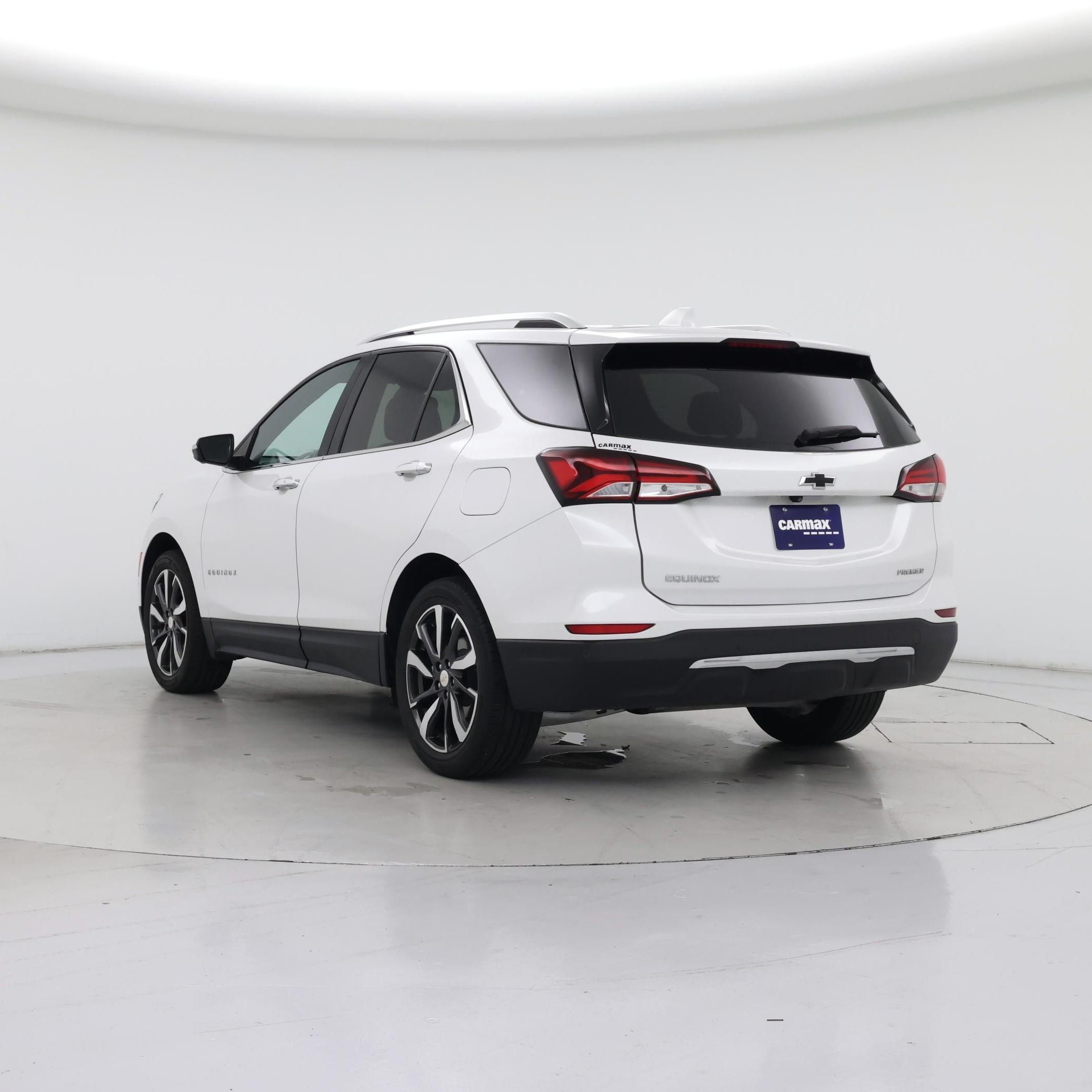 Thumbnail: 2022 Chevrolet Equinox - 2