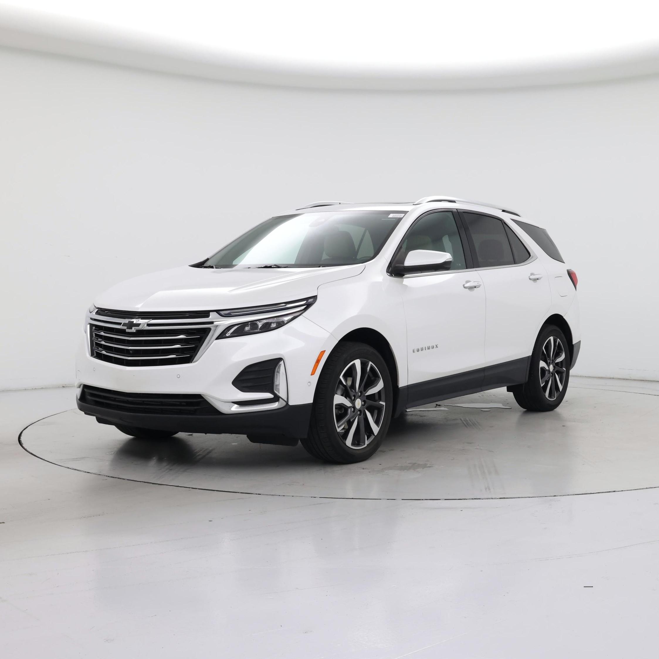 Thumbnail: 2022 Chevrolet Equinox - 4