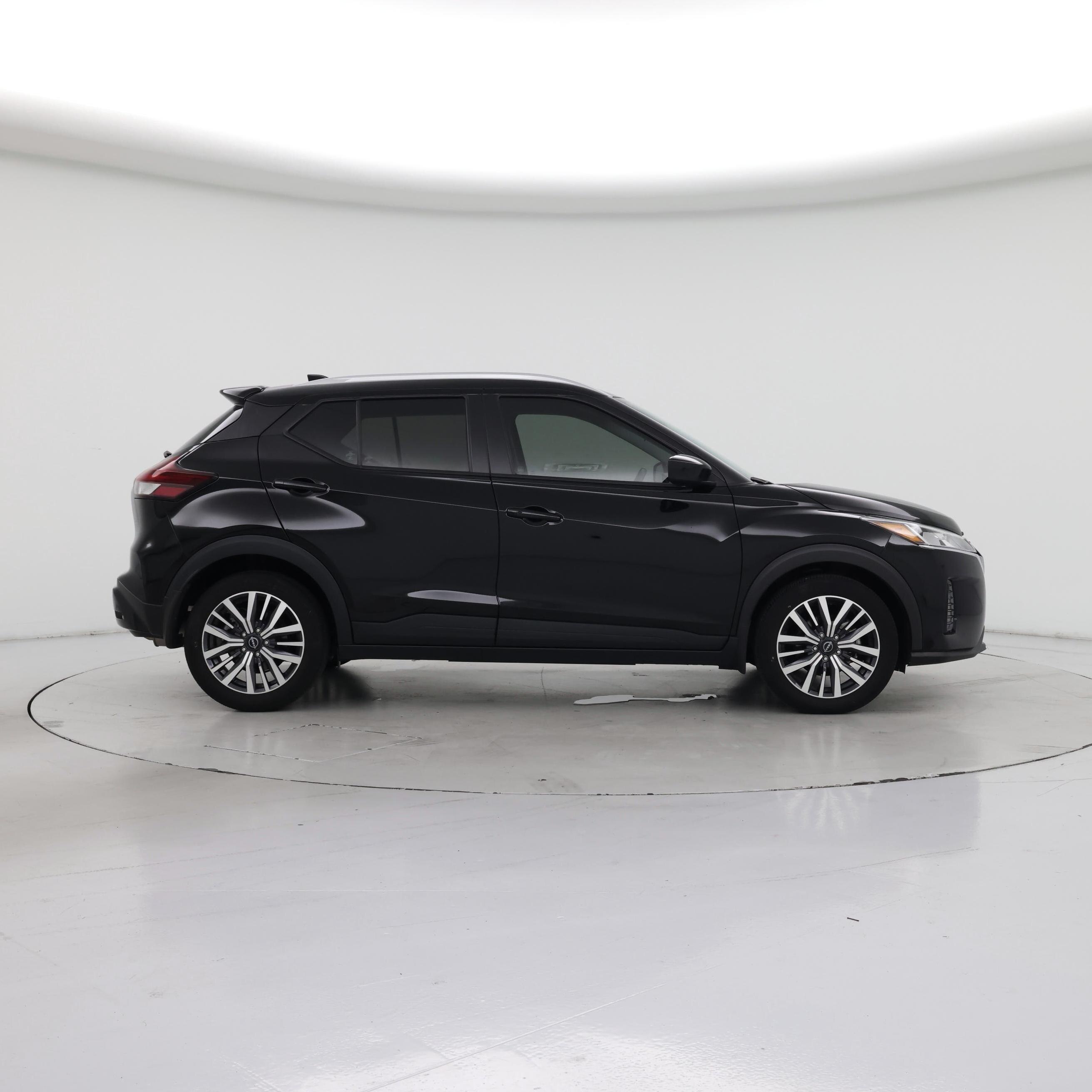 Thumbnail: 2022 Nissan Kicks - 7