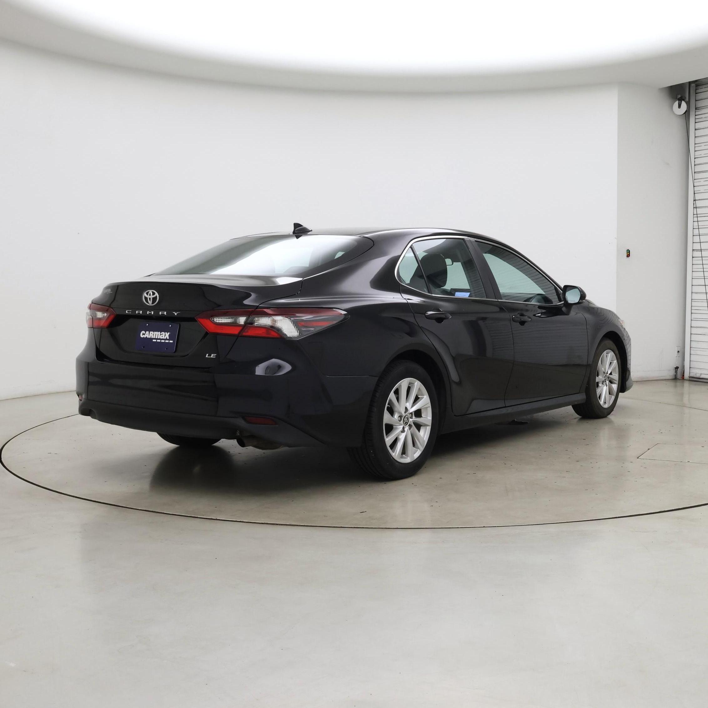 Thumbnail: 2023 Toyota Camry - 8
