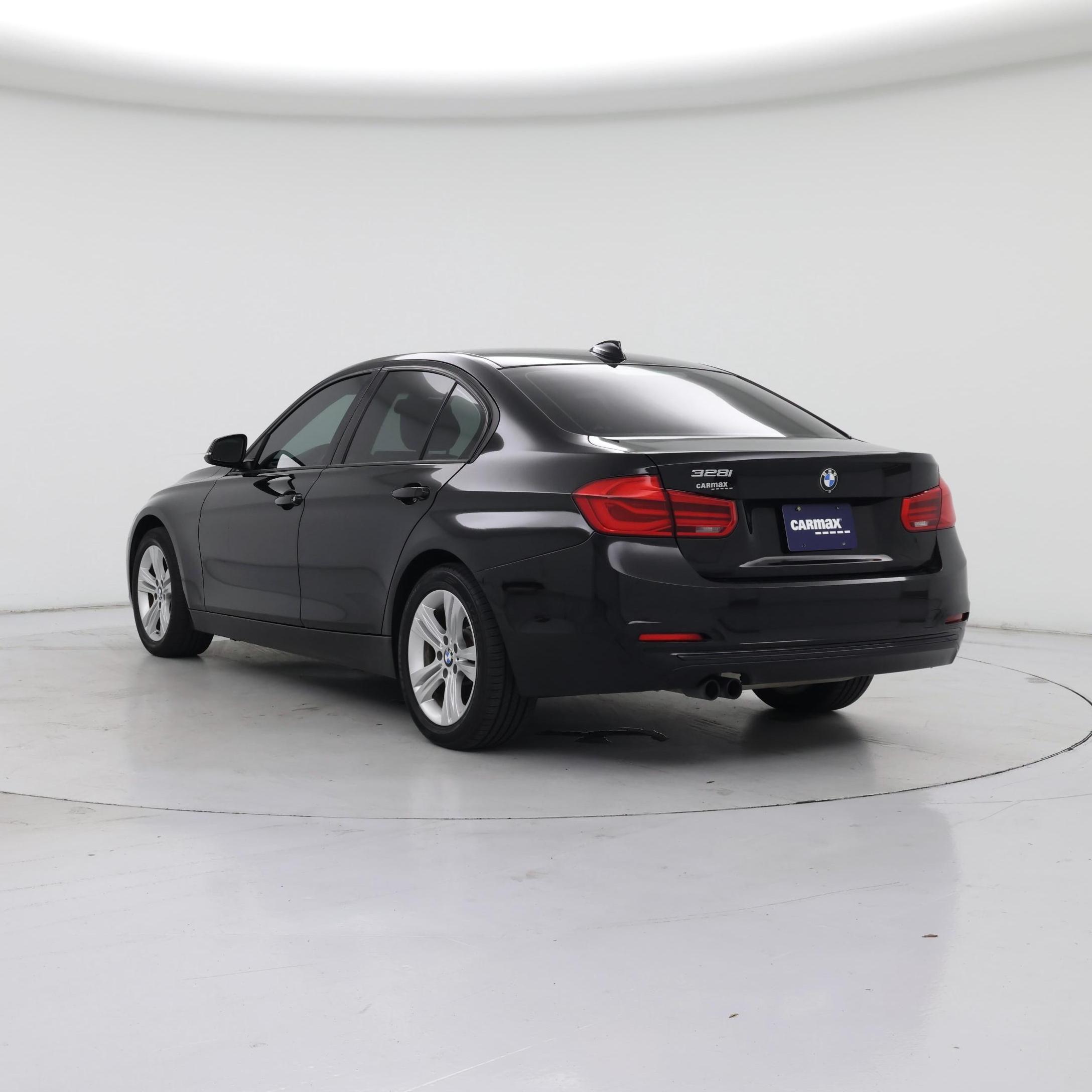 Thumbnail: 2016 BMW 3 Series - 2