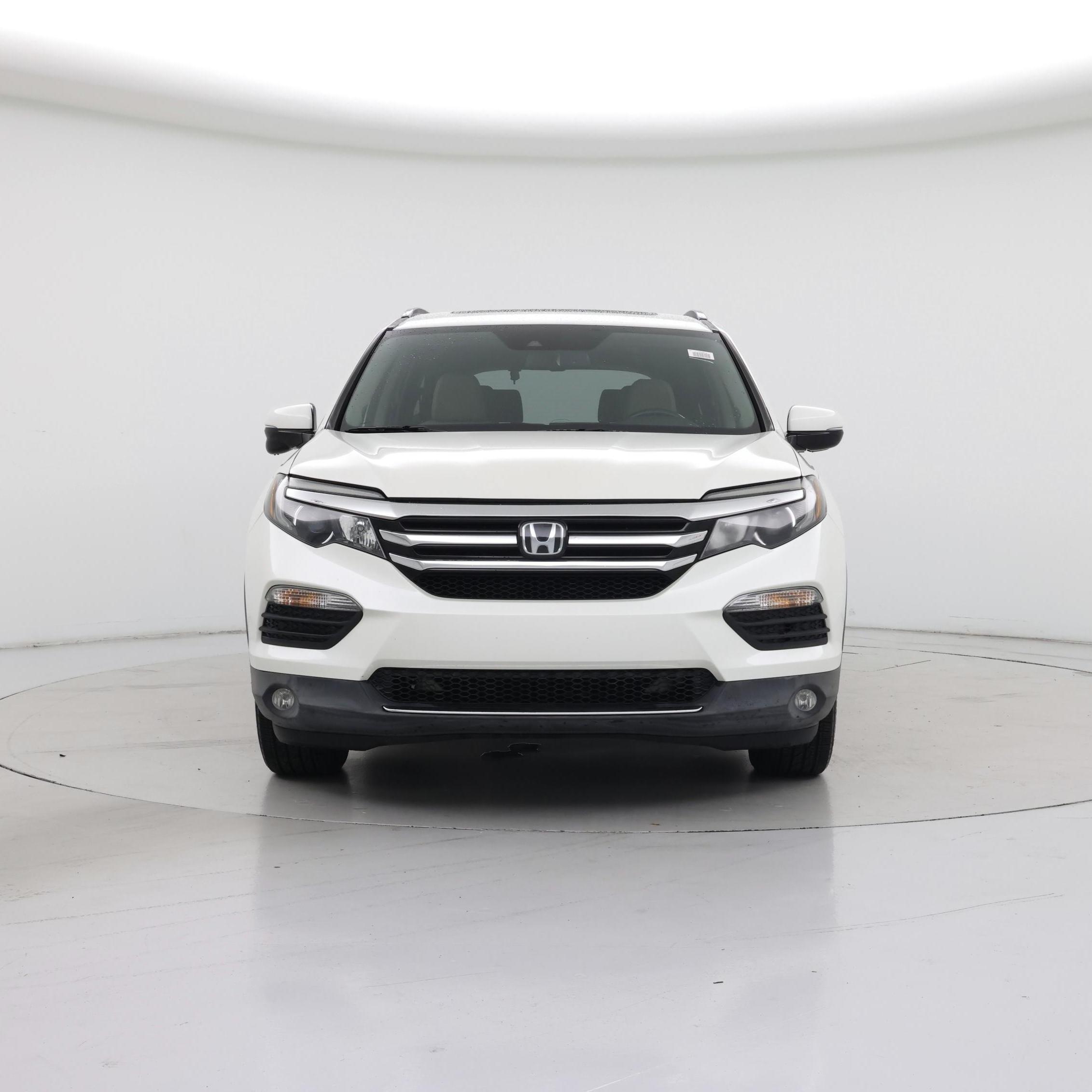 Thumbnail: 2017 Honda Pilot - 5