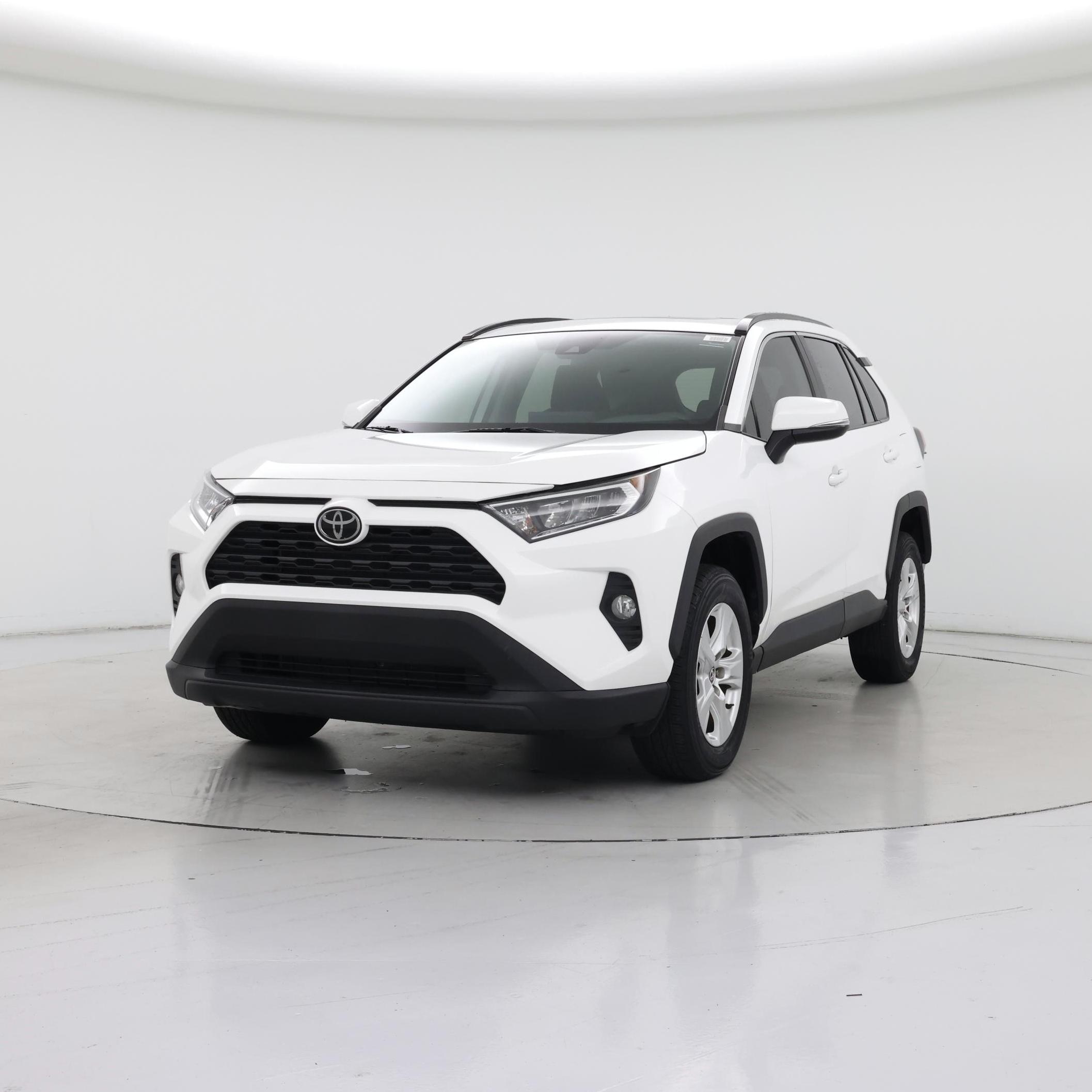 Thumbnail: 2021 Toyota RAV4 - 4