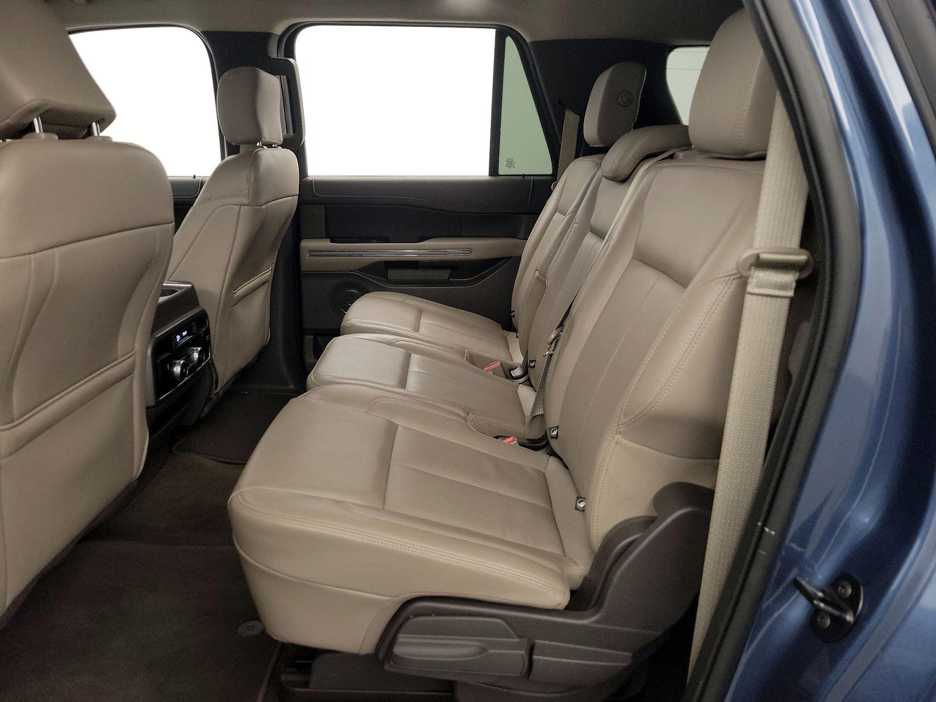 Thumbnail: 2020 Ford Expedition - 20