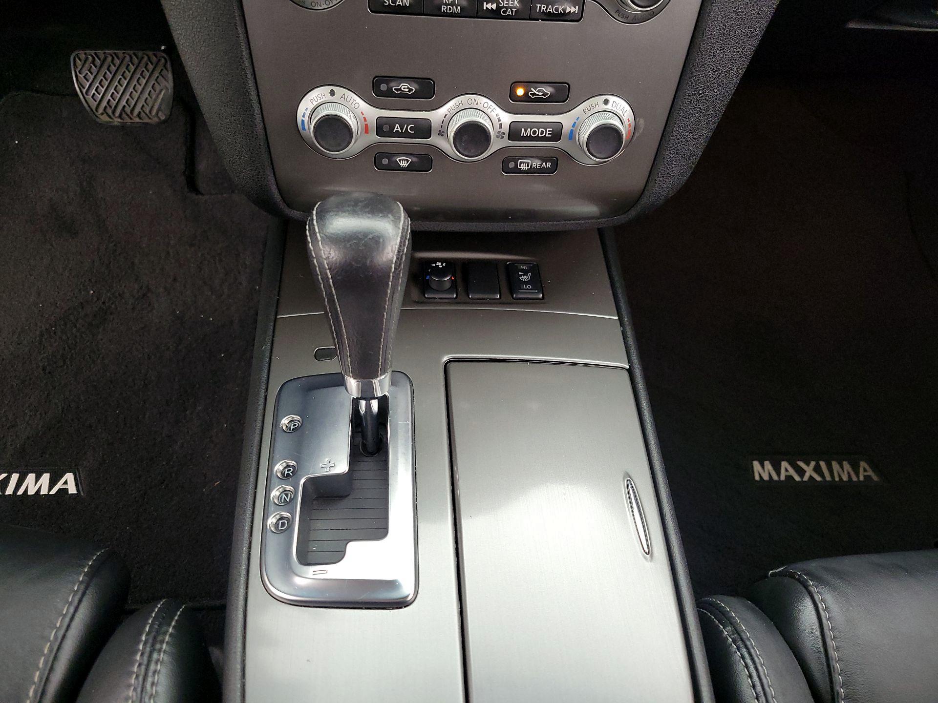 Thumbnail: 2014 Nissan Maxima - 18