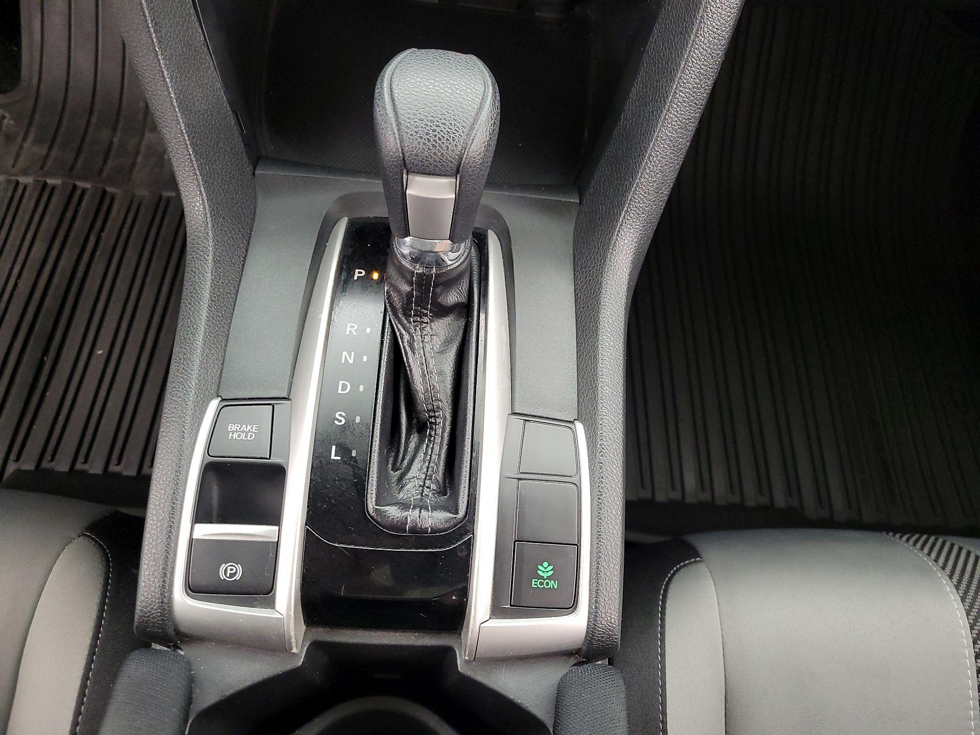 Thumbnail: 2016 Honda Civic - 17