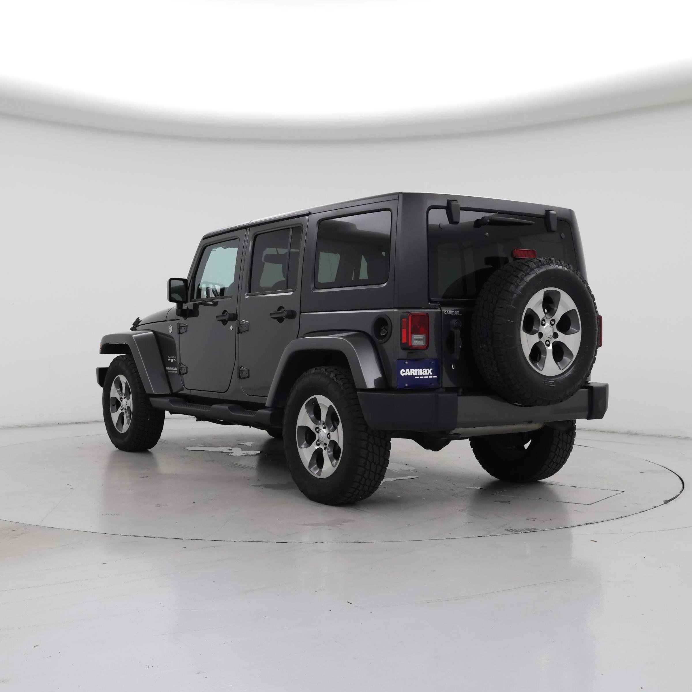 Thumbnail: 2017 Jeep Wrangler - 2