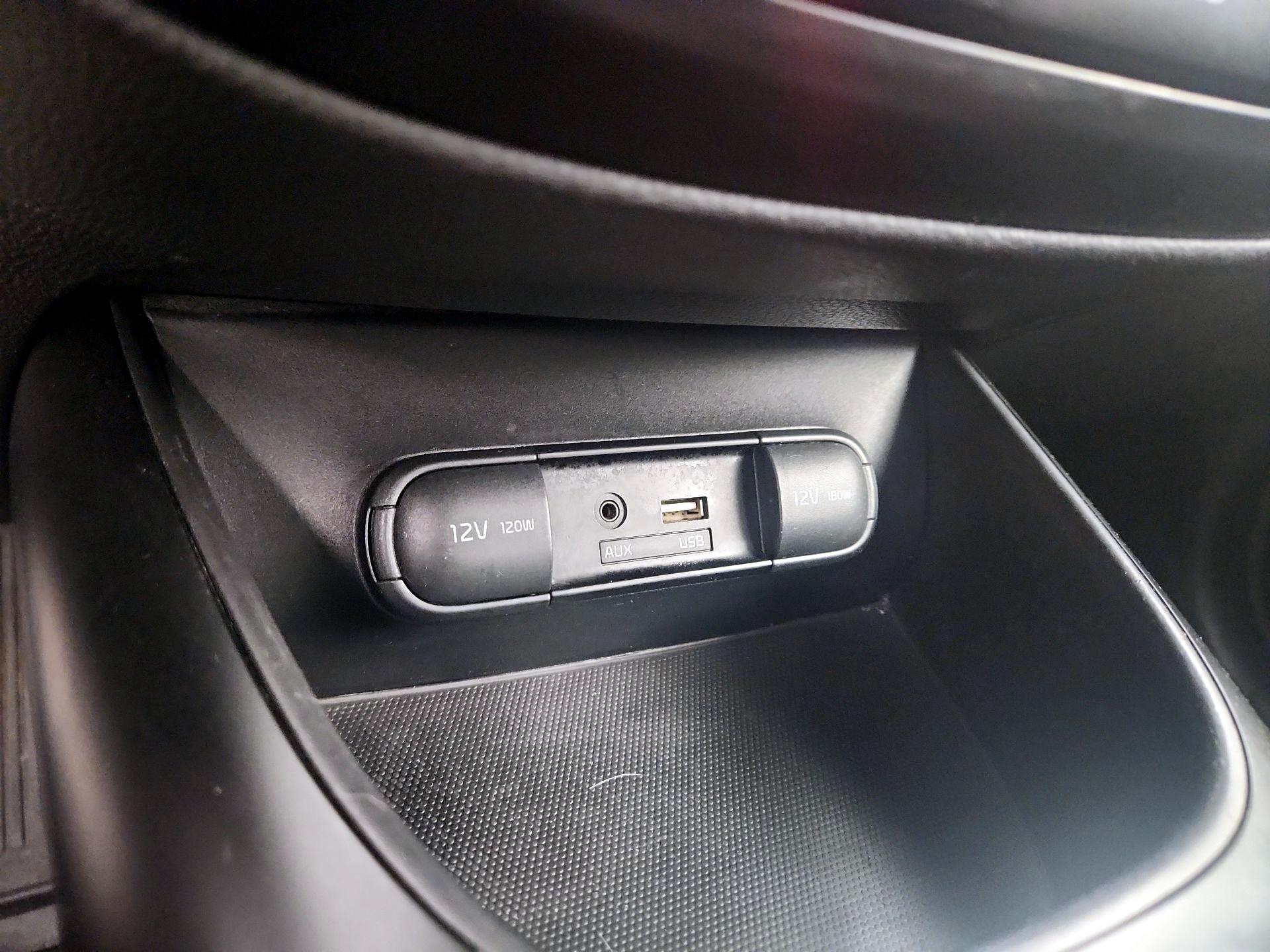 Thumbnail: 2016 Kia Soul - 17