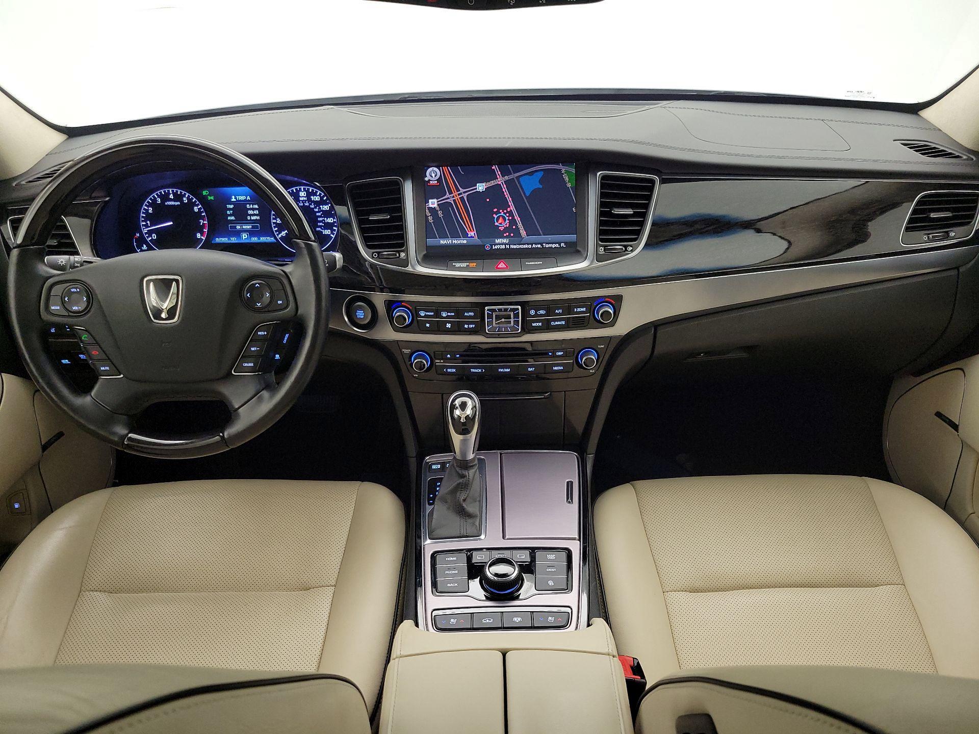 Thumbnail: 2015 Hyundai Equus - 9