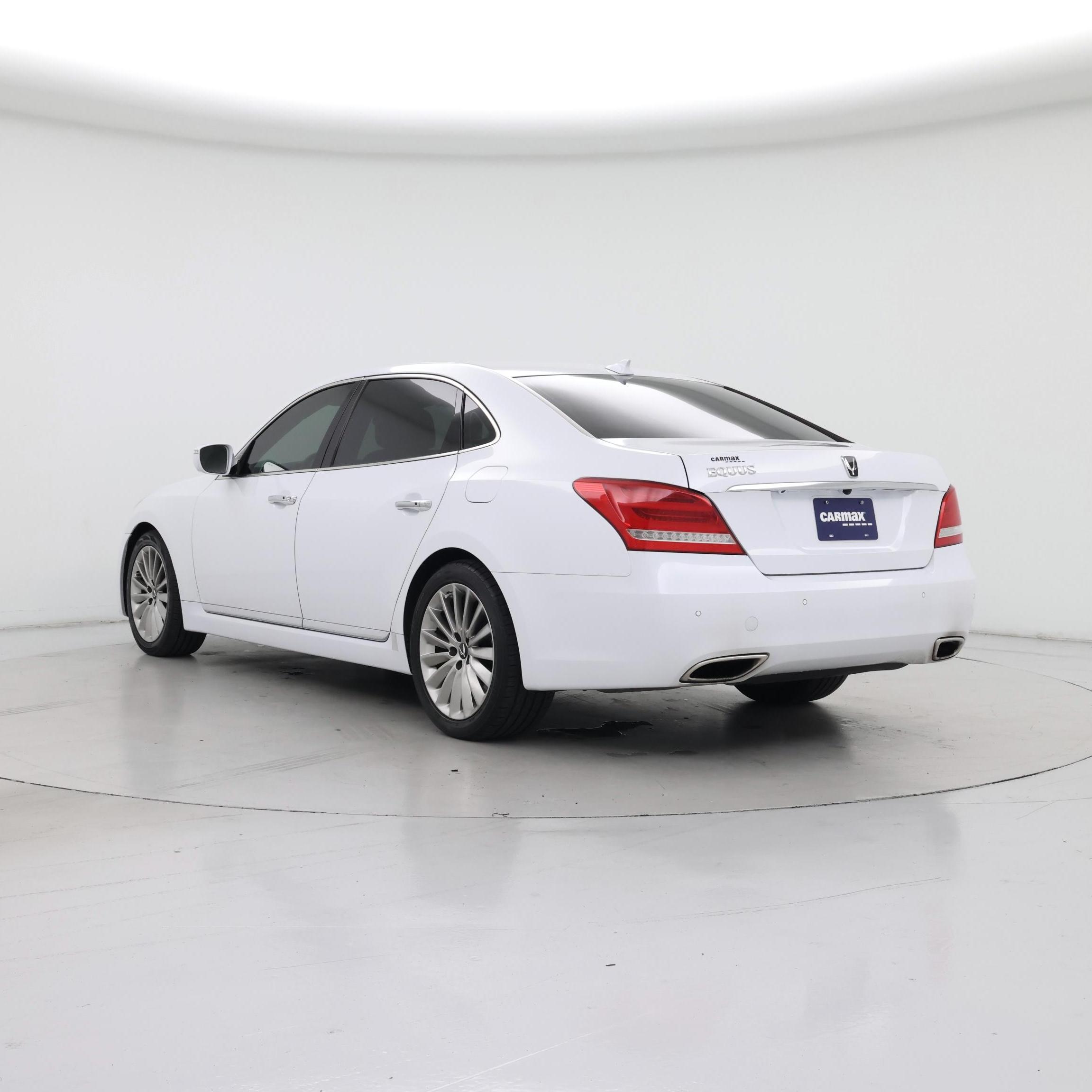 Thumbnail: 2015 Hyundai Equus - 2