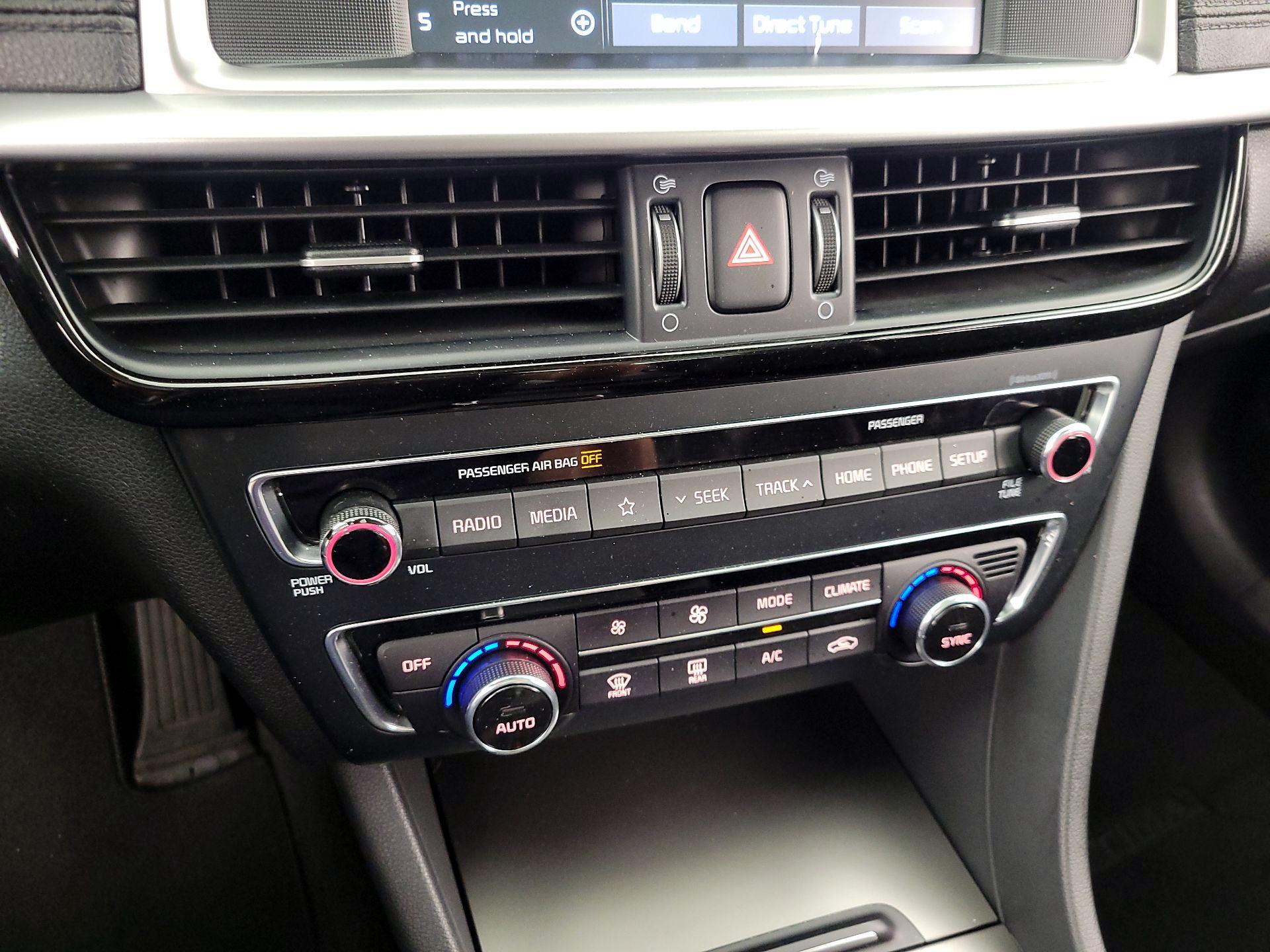 Thumbnail: 2019 Kia Optima - 16