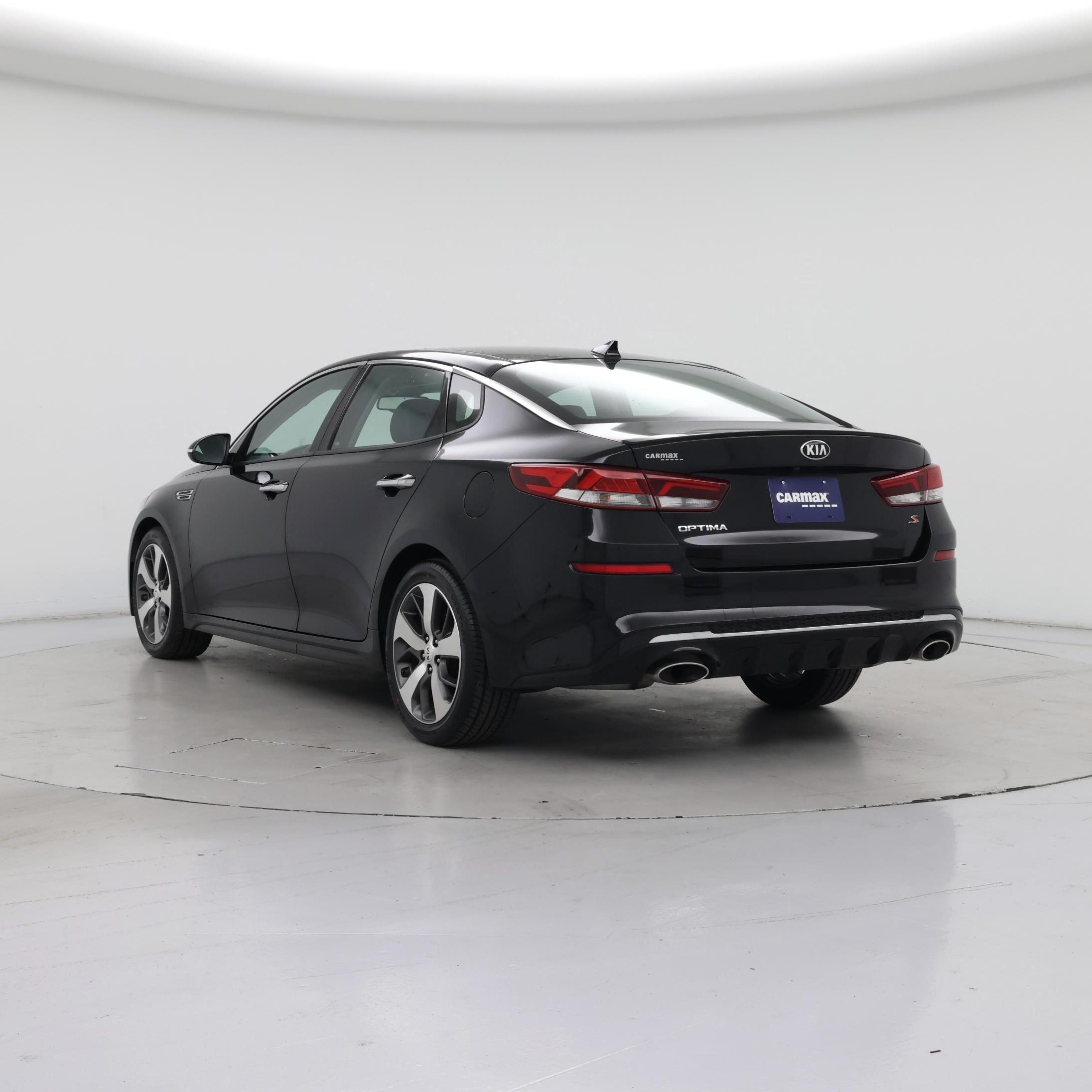 Thumbnail: 2019 Kia Optima - 2