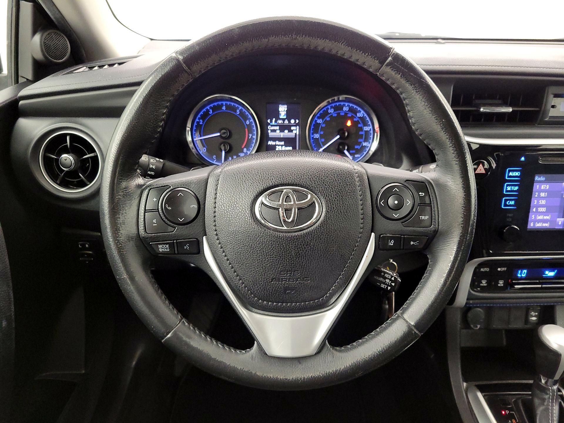 Thumbnail: 2019 Toyota Corolla - 10