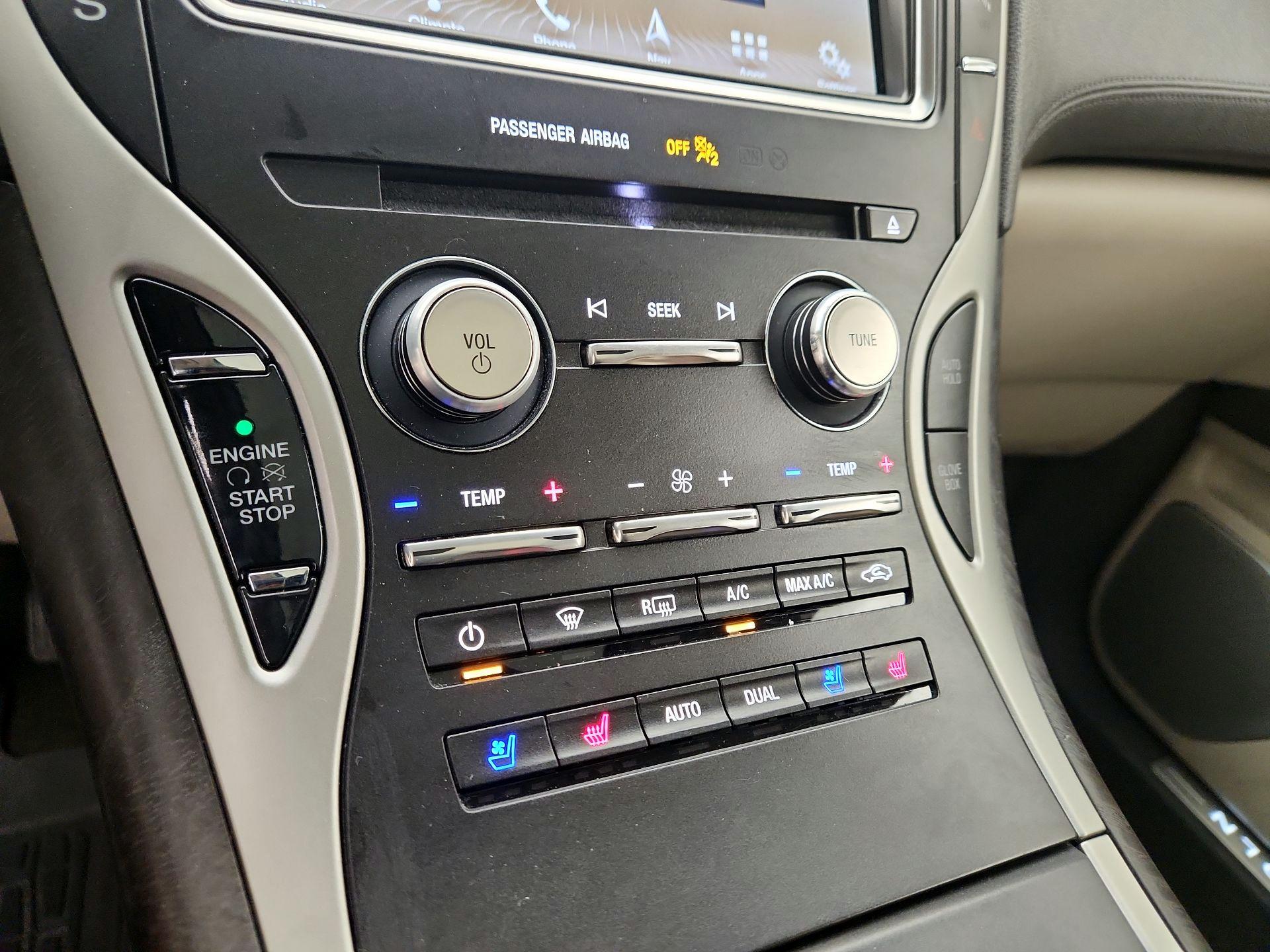 Thumbnail: 2019 Lincoln Nautilus - 17