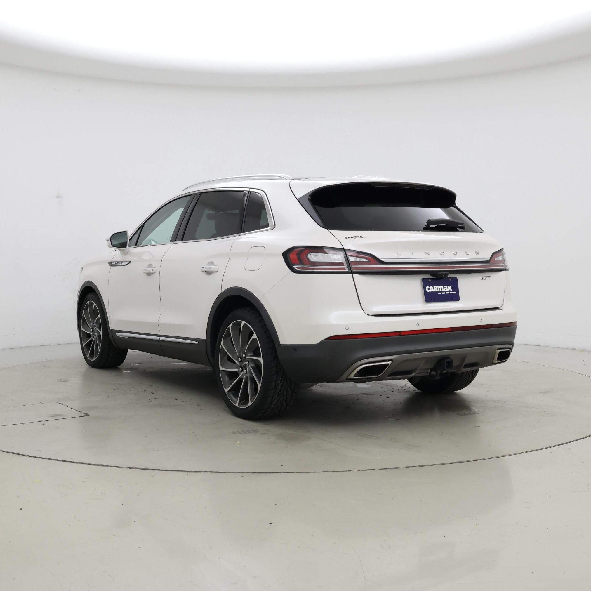 Thumbnail: 2019 Lincoln Nautilus - 2