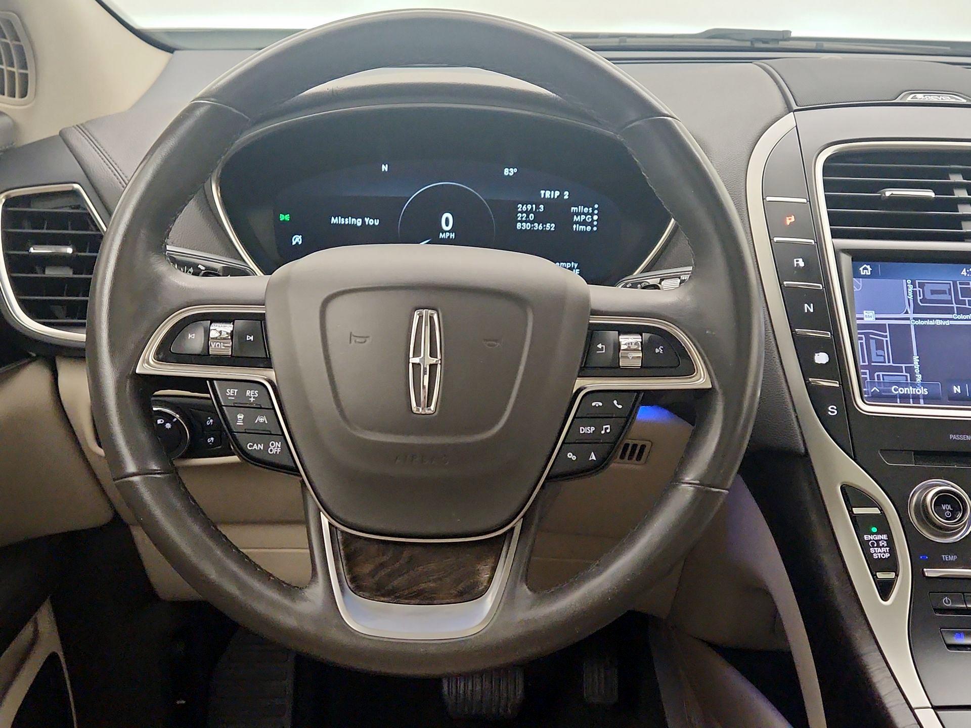 Thumbnail: 2019 Lincoln Nautilus - 10