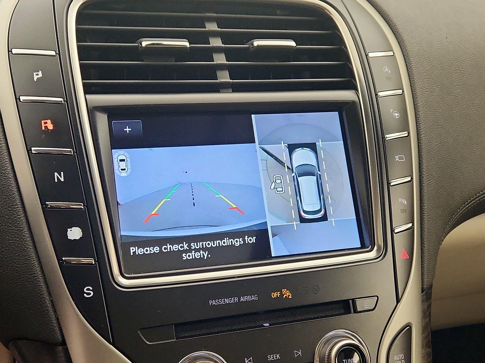 Thumbnail: 2019 Lincoln Nautilus - 15