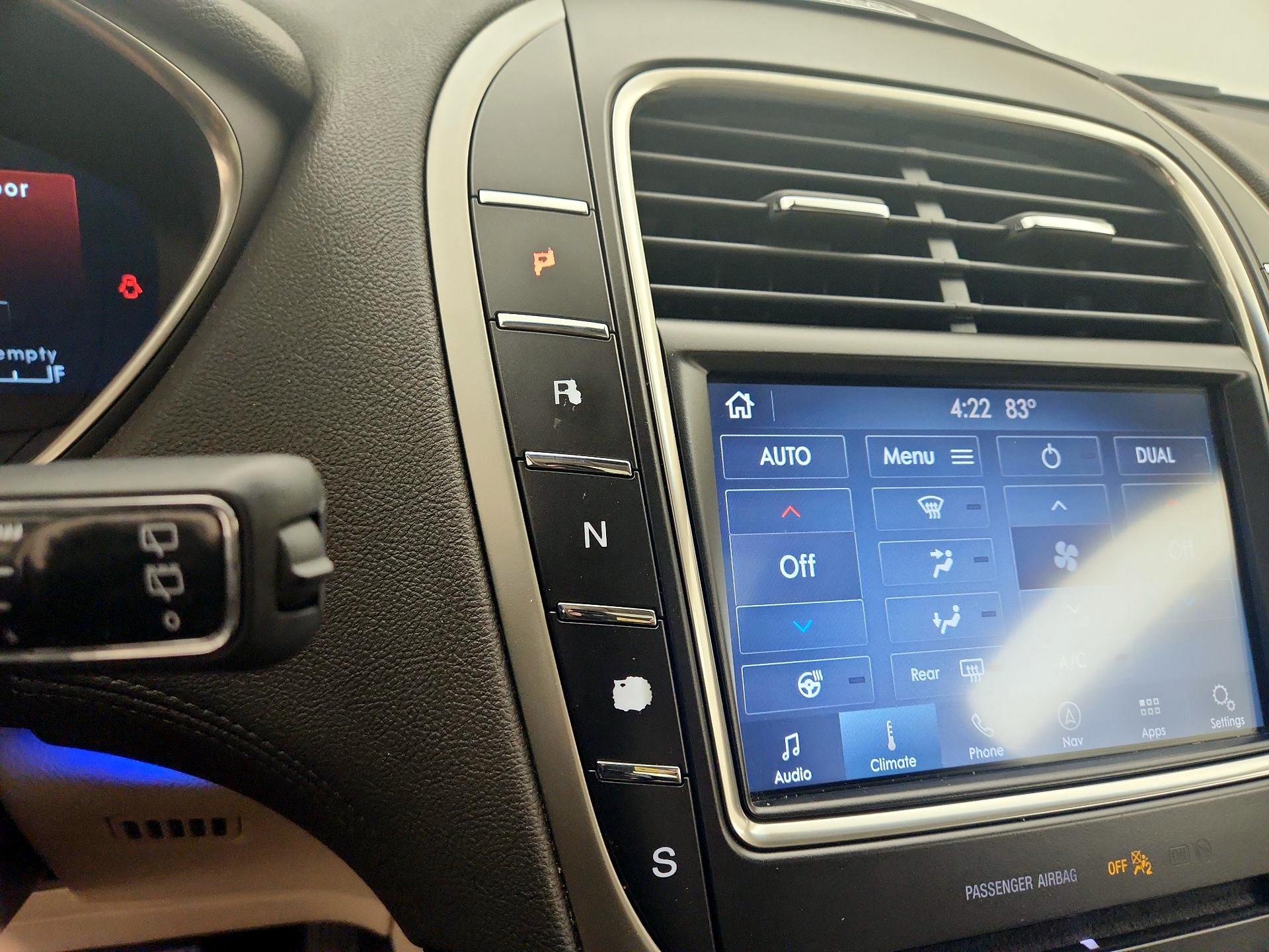 Thumbnail: 2019 Lincoln Nautilus - 18