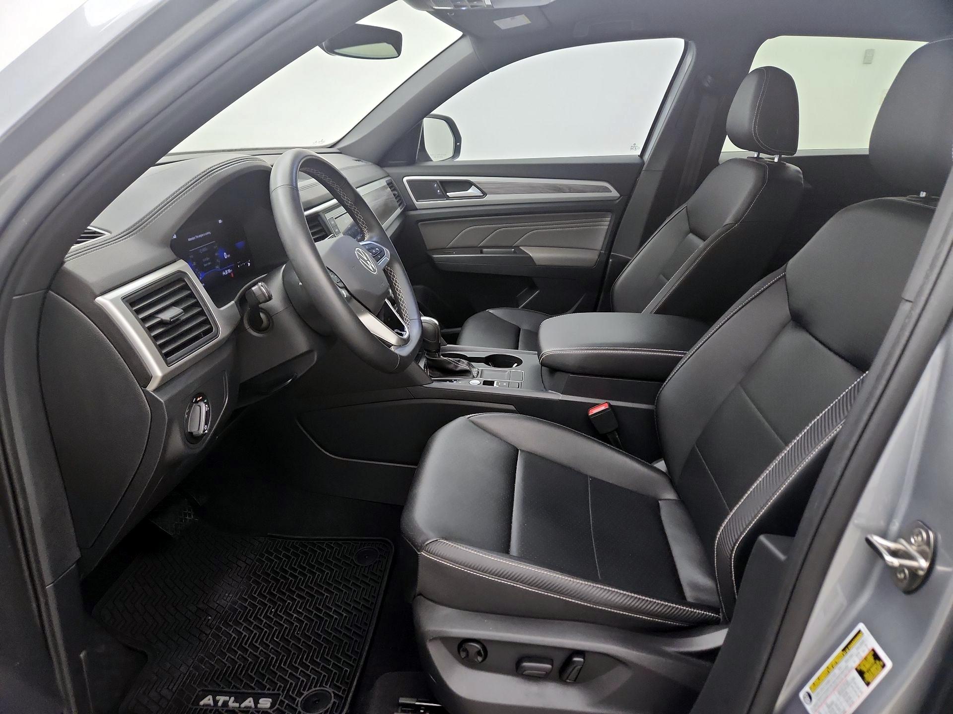 Thumbnail: 2022 Volkswagen Atlas - 11
