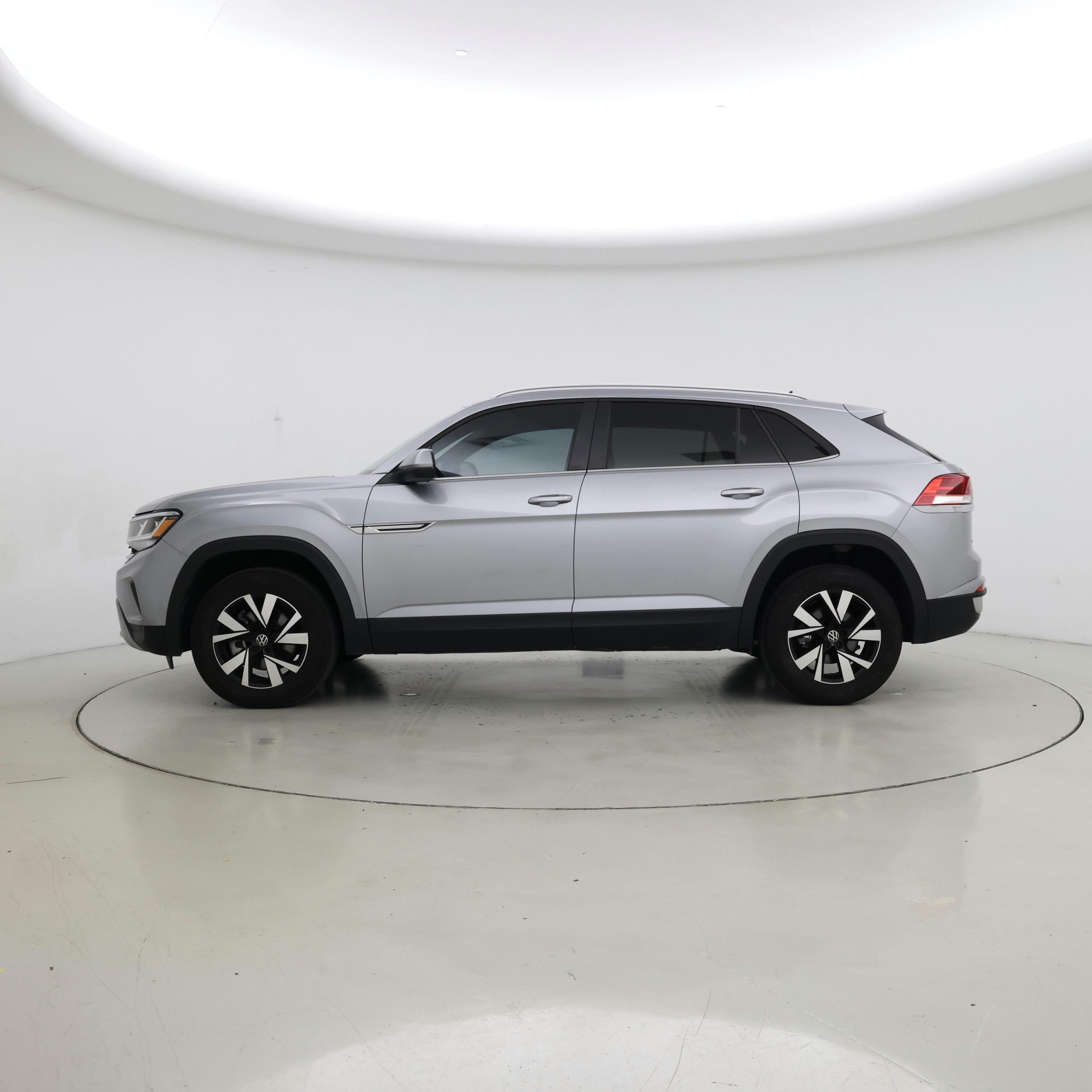 Thumbnail: 2022 Volkswagen Atlas - 3