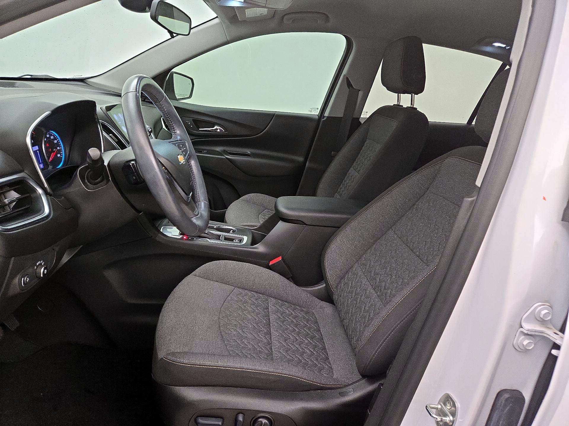 Thumbnail: 2022 Chevrolet Equinox - 11