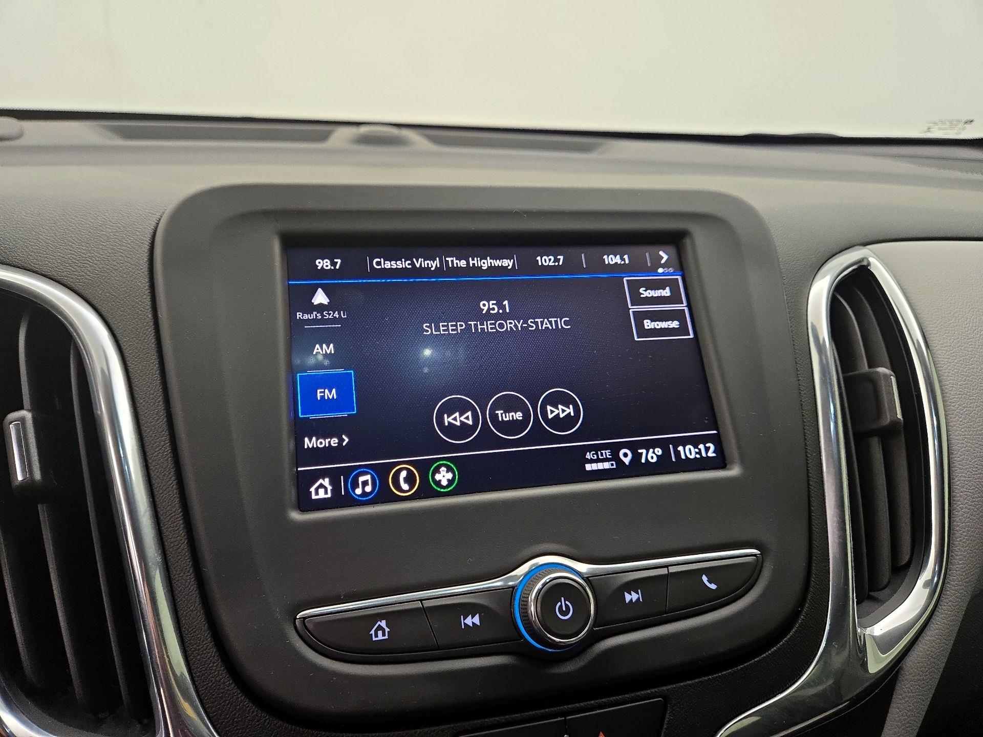 Thumbnail: 2022 Chevrolet Equinox - 15