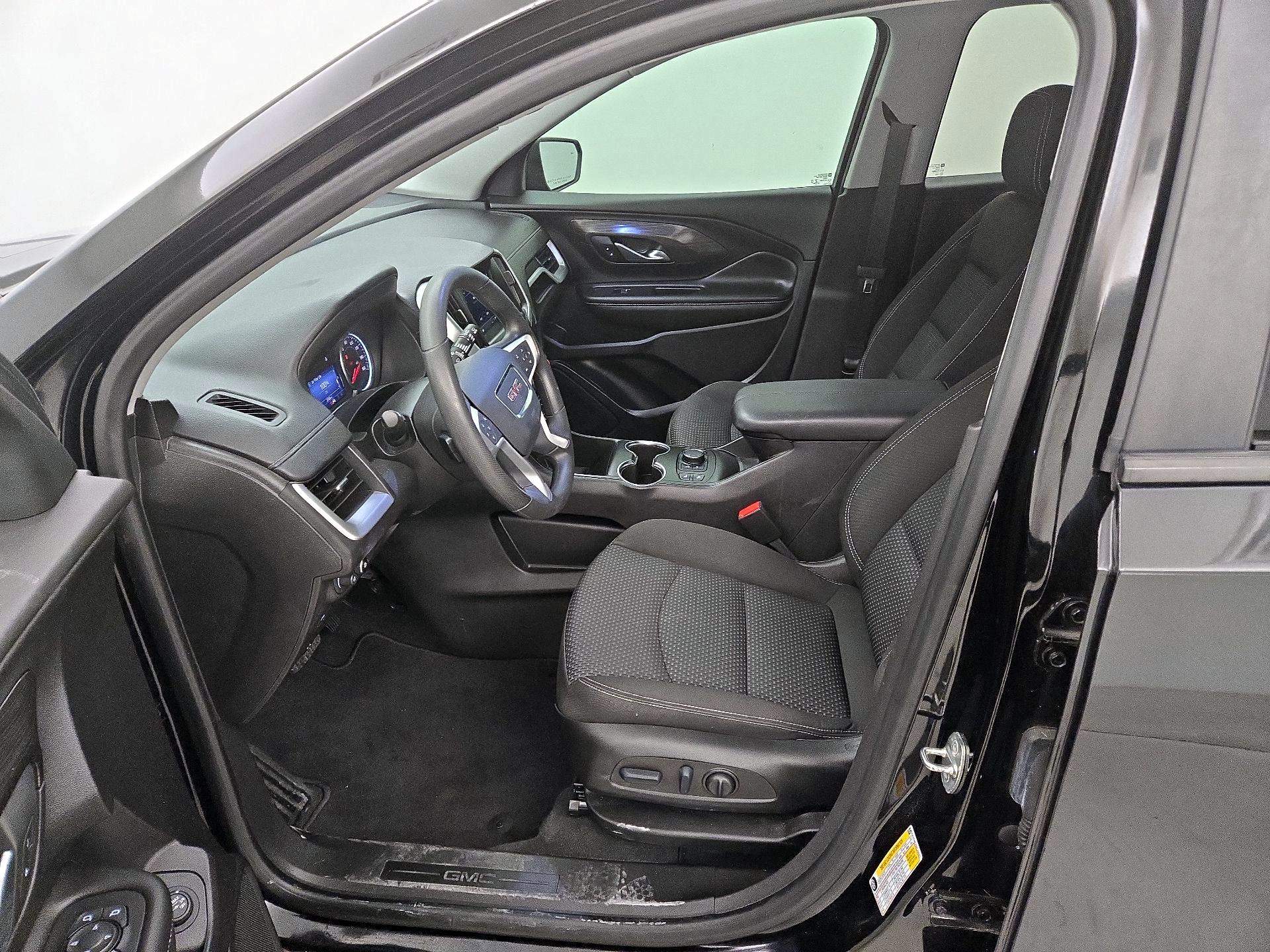 Thumbnail: 2022 GMC Terrain - 11
