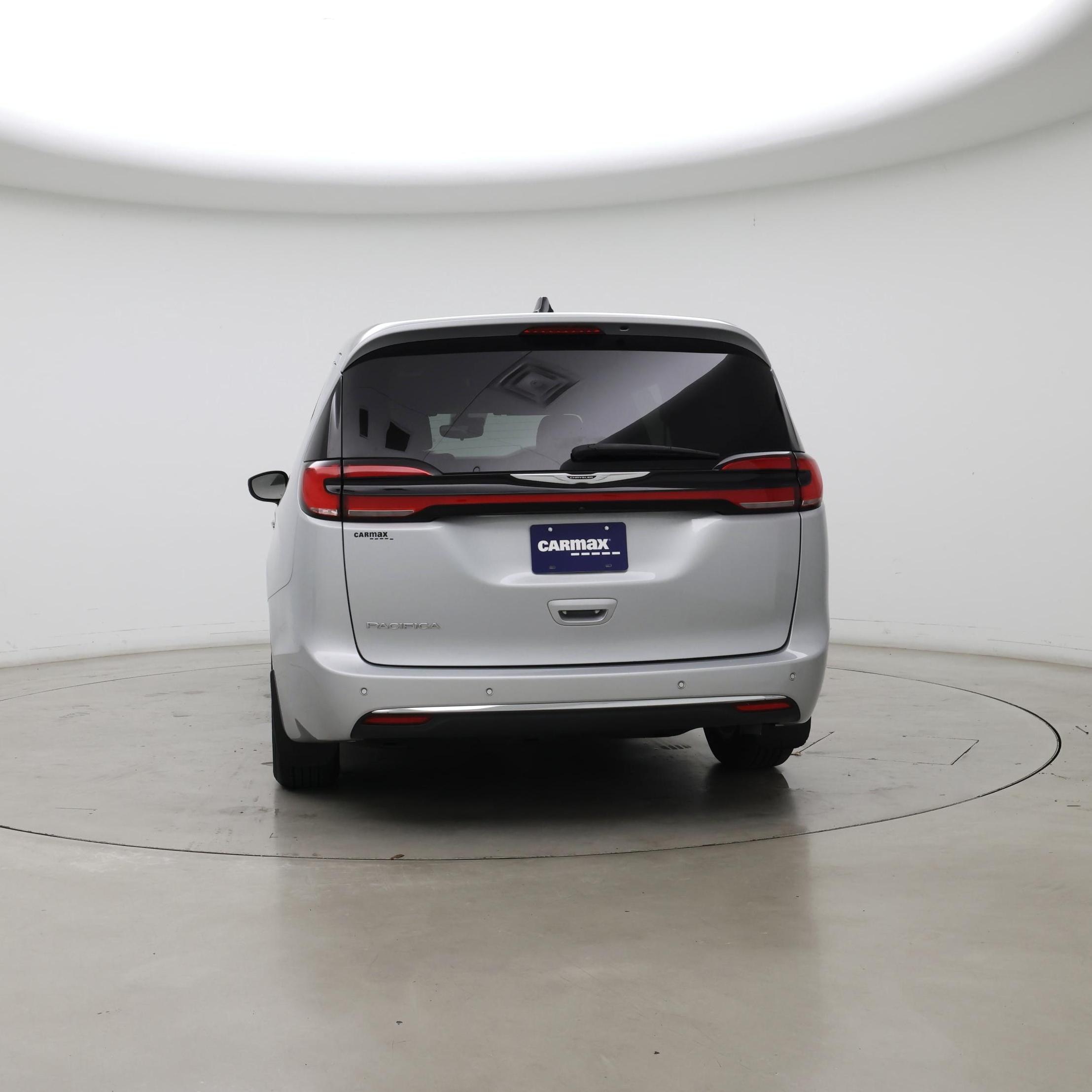 Thumbnail: 2023 Chrysler Pacifica - 6