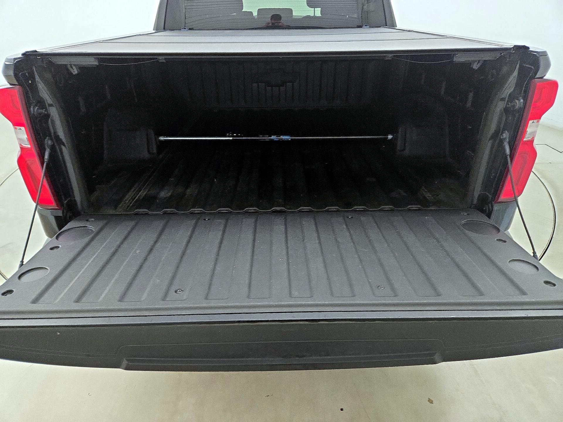 Thumbnail: 2021 Chevrolet Silverado 1500 - 20