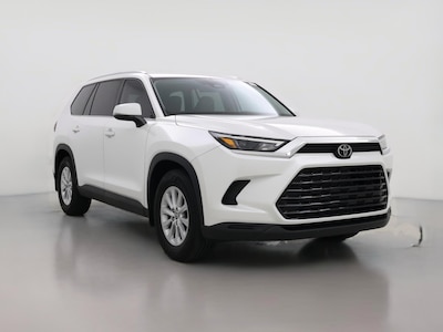 White 2024 Toyota Grand Highlander XLE