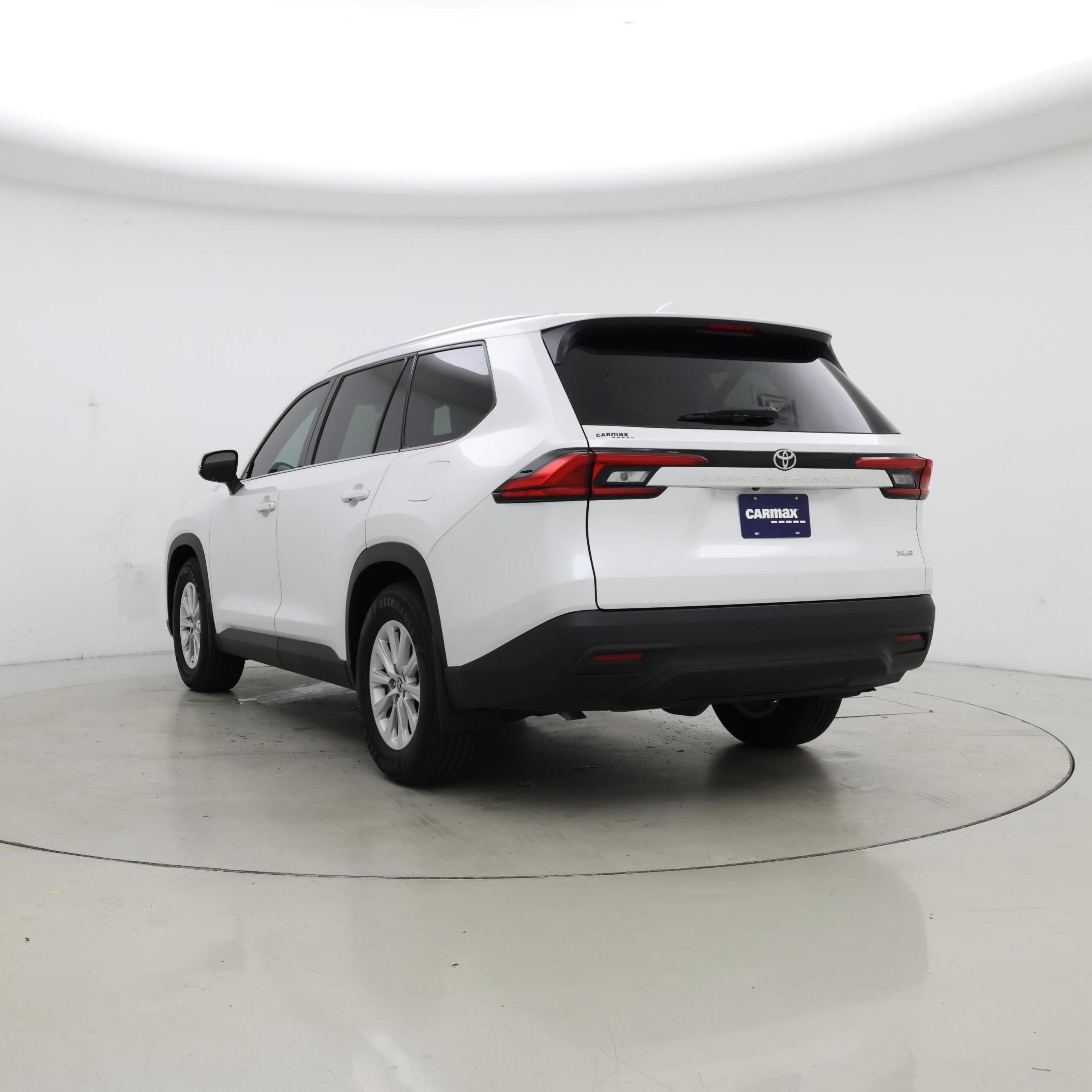 Thumbnail: 2024 Toyota Grand Highlander - 2