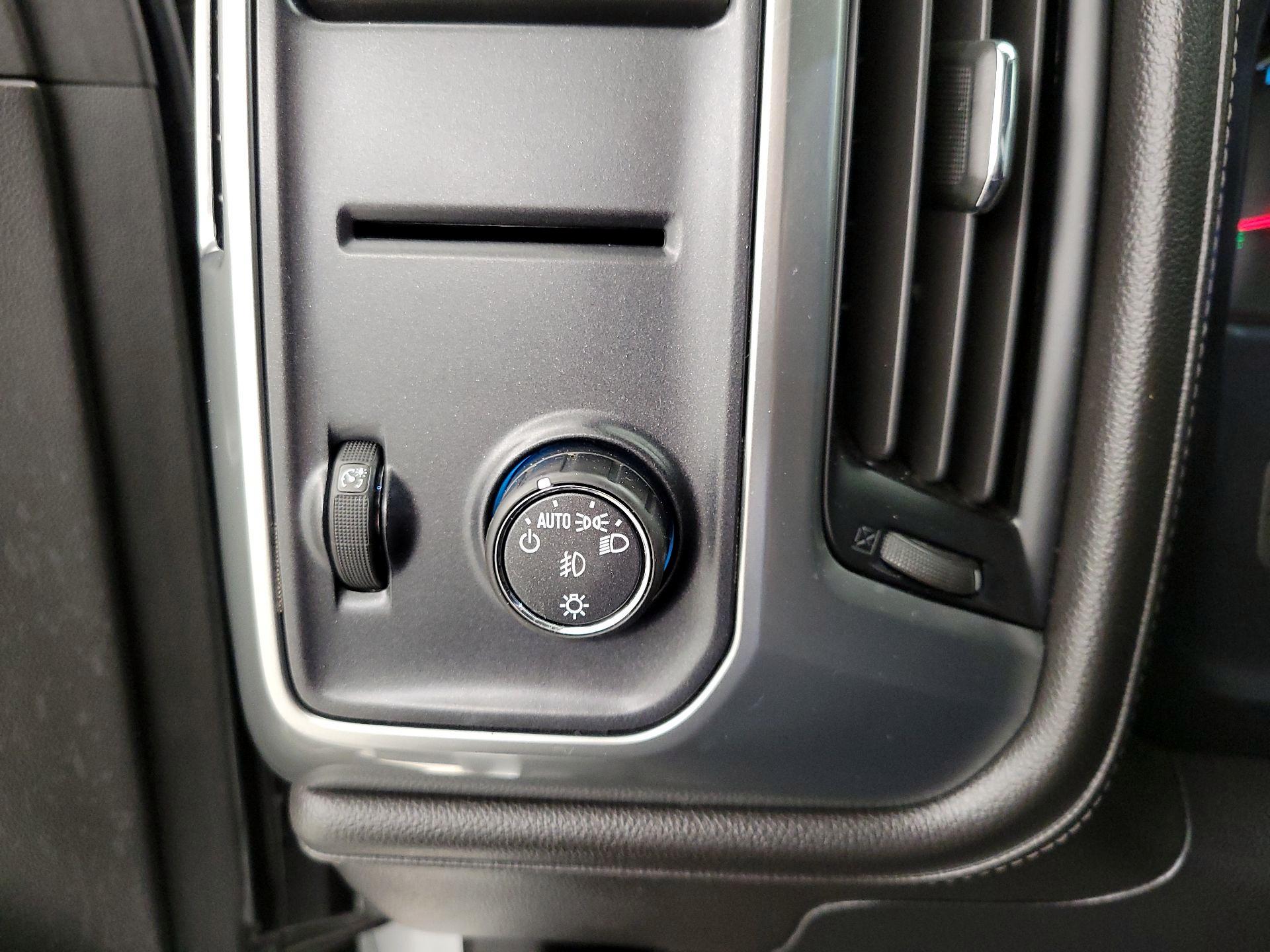 Thumbnail: 2014 Chevrolet Silverado 1500 - 13