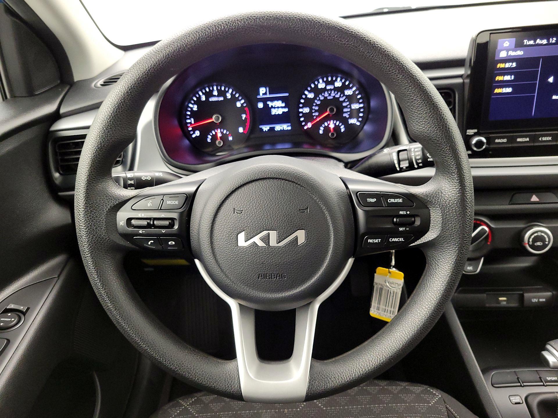 Thumbnail: 2023 Kia Rio - 10