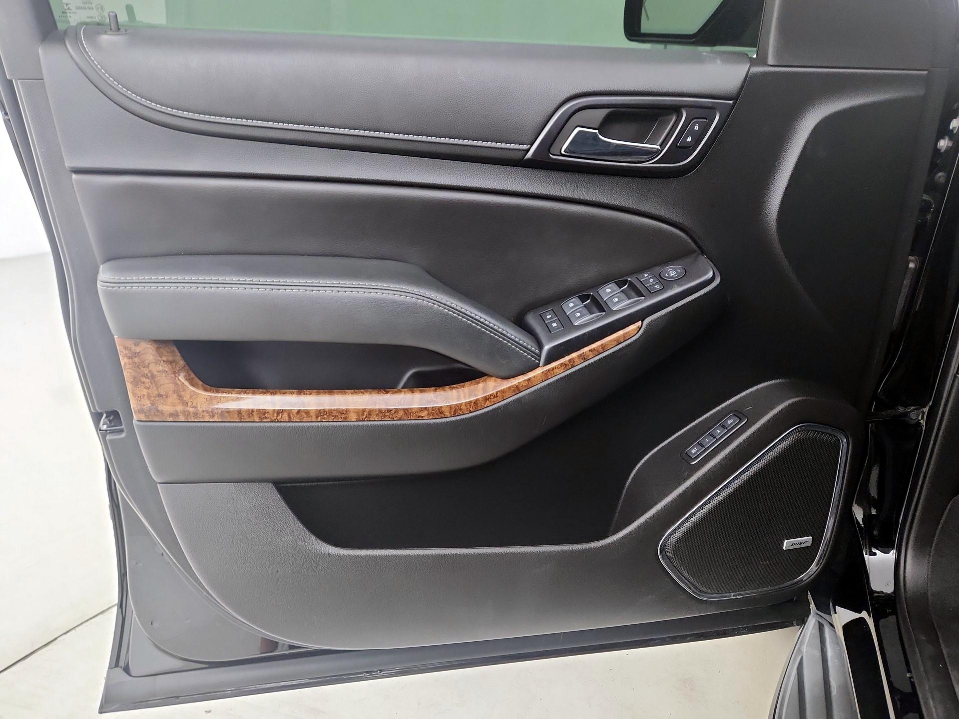 Thumbnail: 2018 Chevrolet Tahoe - 12