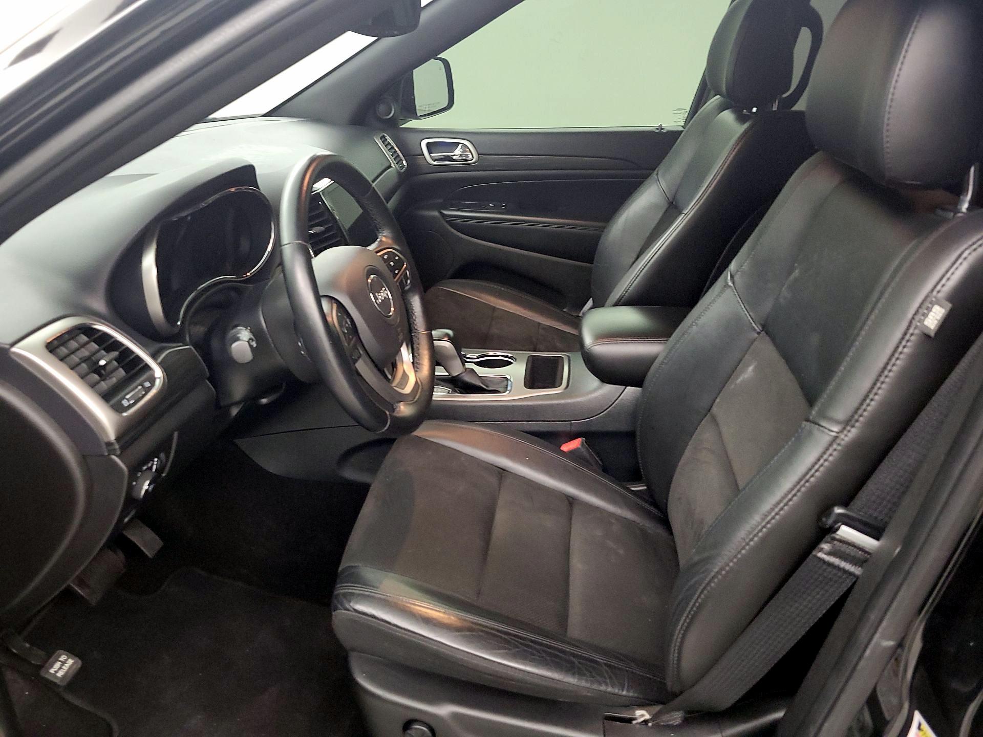 Thumbnail: 2020 Jeep Grand Cherokee - 9
