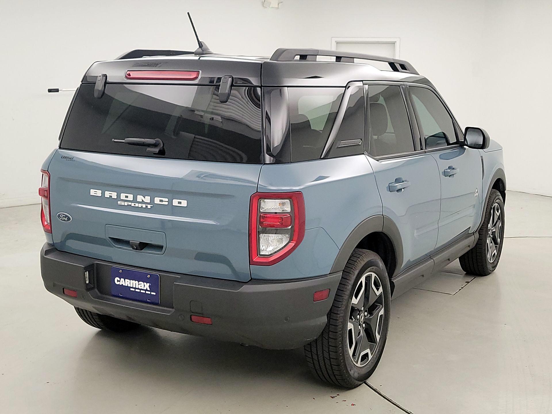 Thumbnail: 2022 Ford Bronco Sport - 5