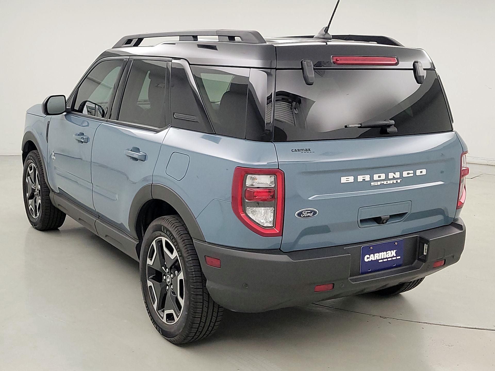 Thumbnail: 2022 Ford Bronco Sport - 7