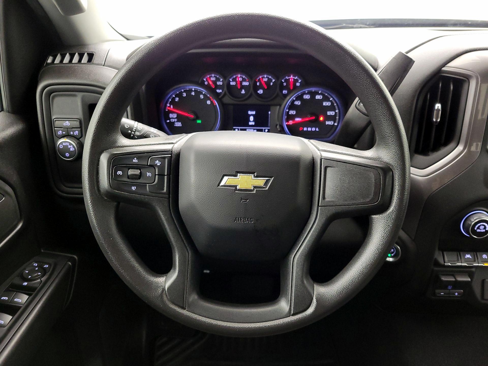 Thumbnail: 2023 Chevrolet Silverado 1500 - 10