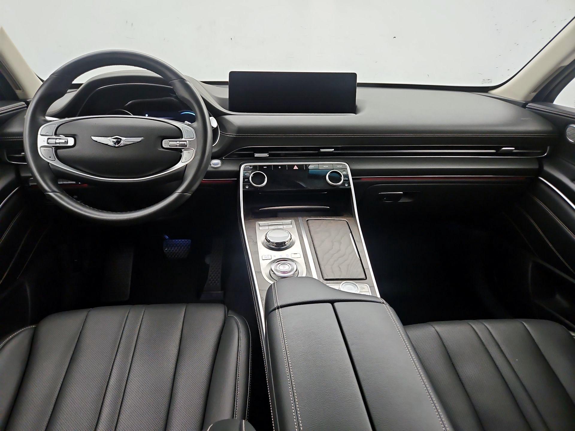 Thumbnail: 2024 Genesis GV80 - 9