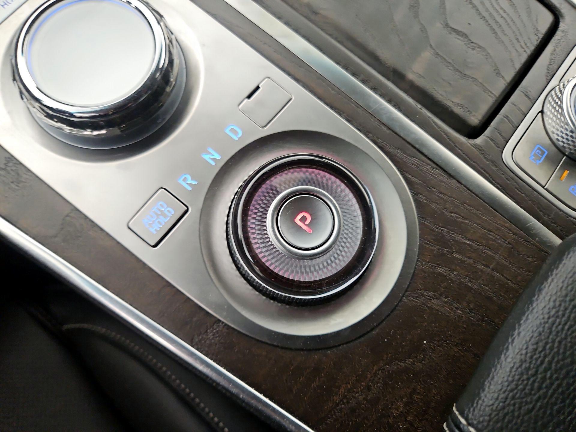 Thumbnail: 2024 Genesis GV80 - 18