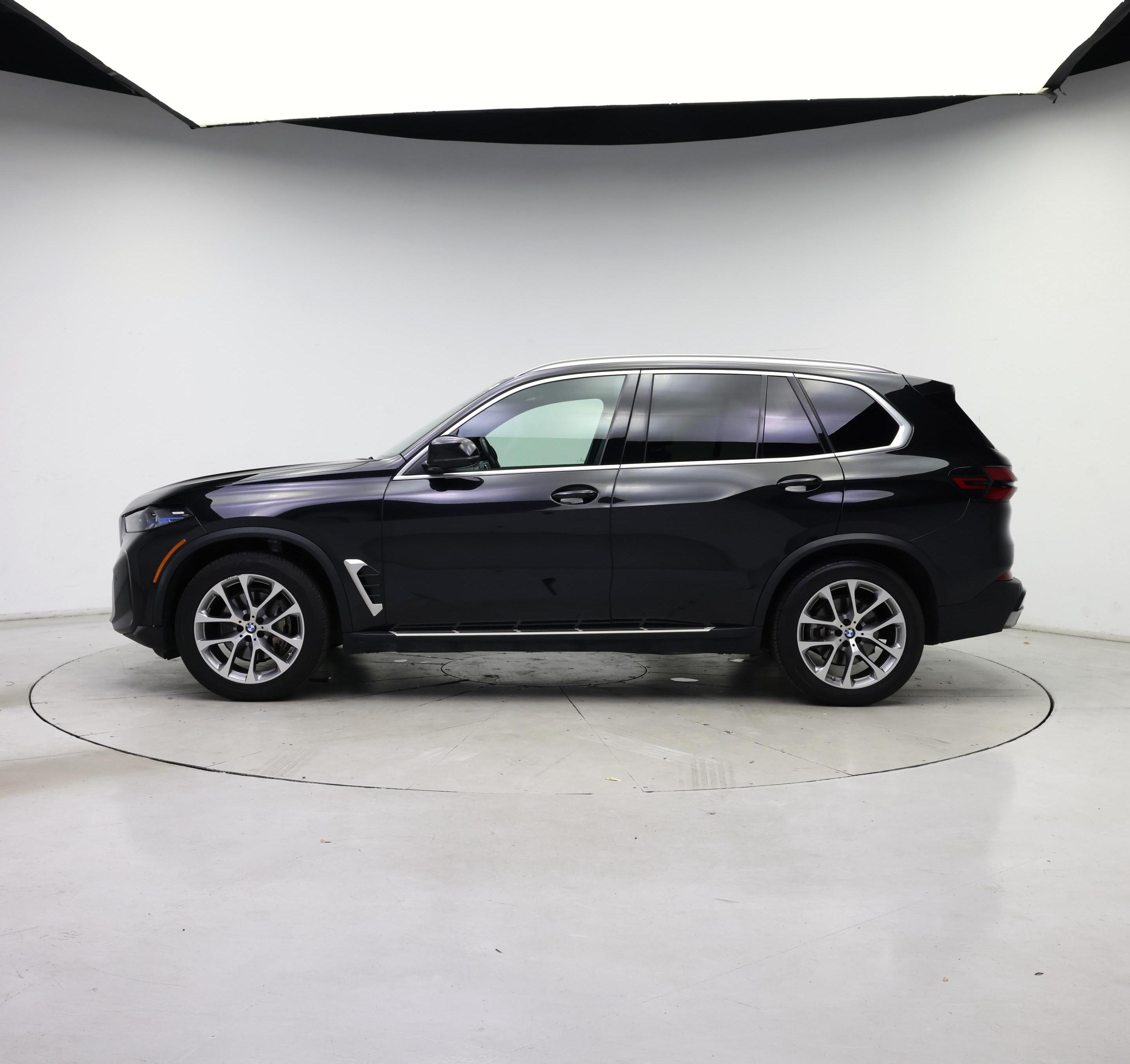 Thumbnail: 2024 BMW X5 - 3
