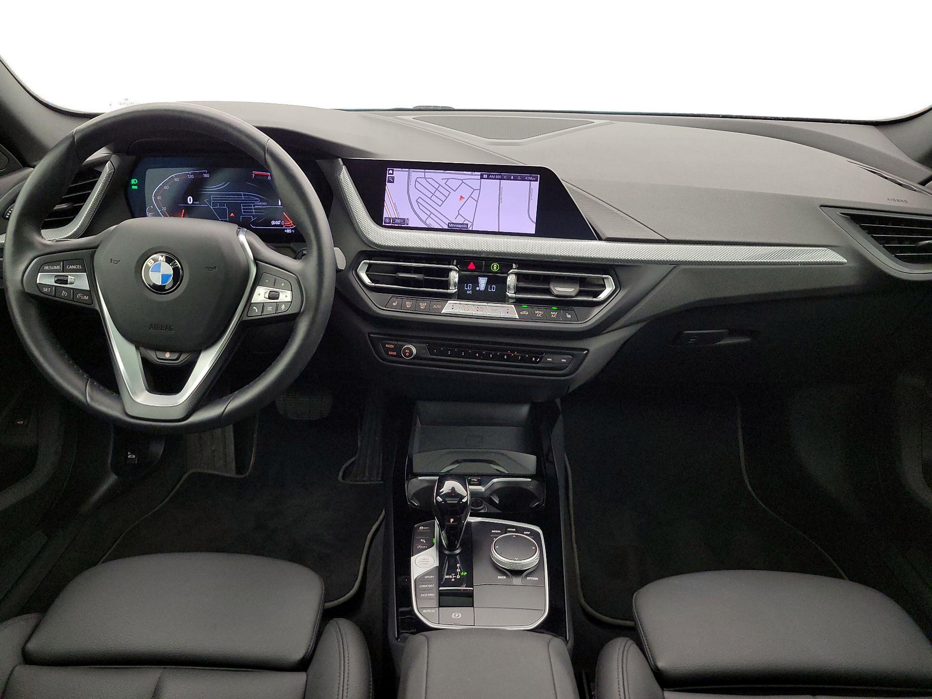 Thumbnail: 2024 BMW 2 Series - 9