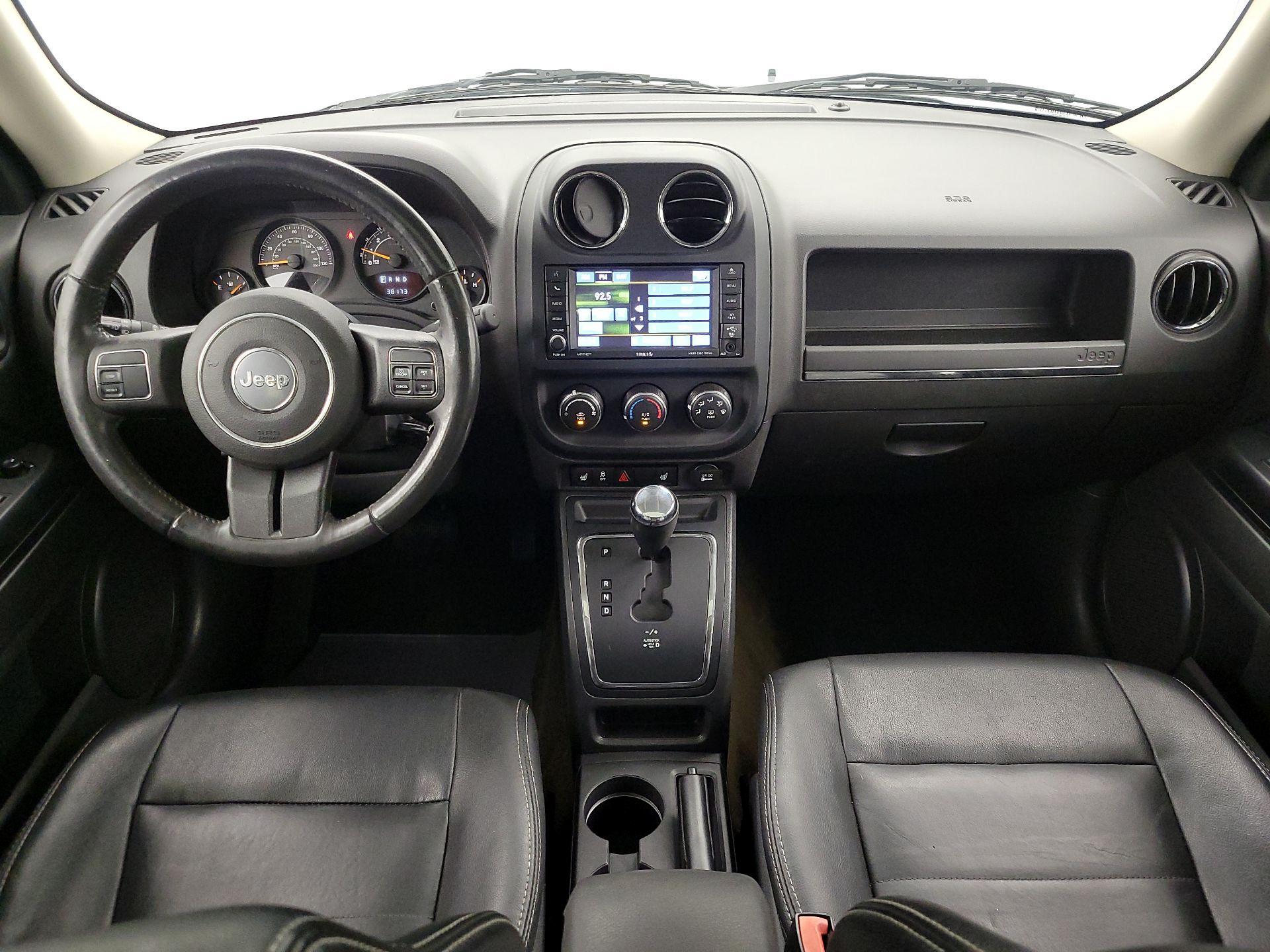 Thumbnail: 2016 Jeep Patriot - 9